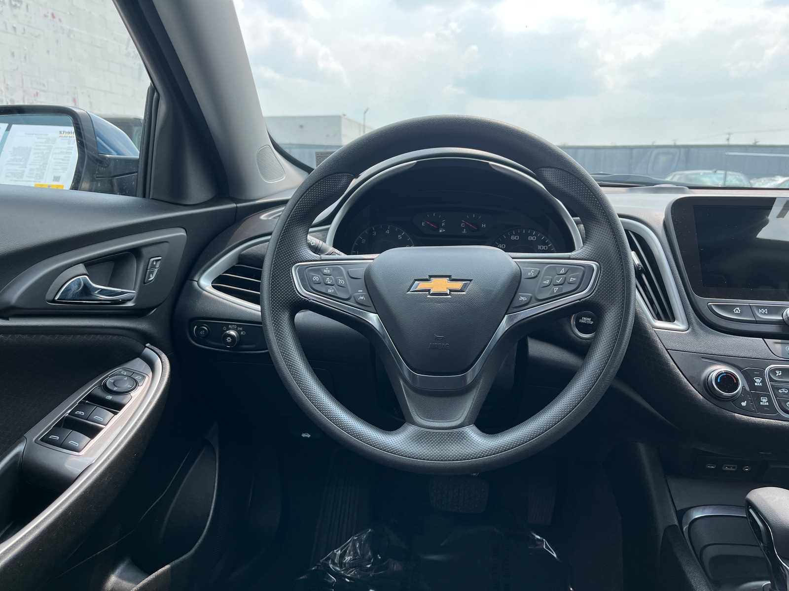Thumbnail: 2024 Chevrolet Malibu - 5