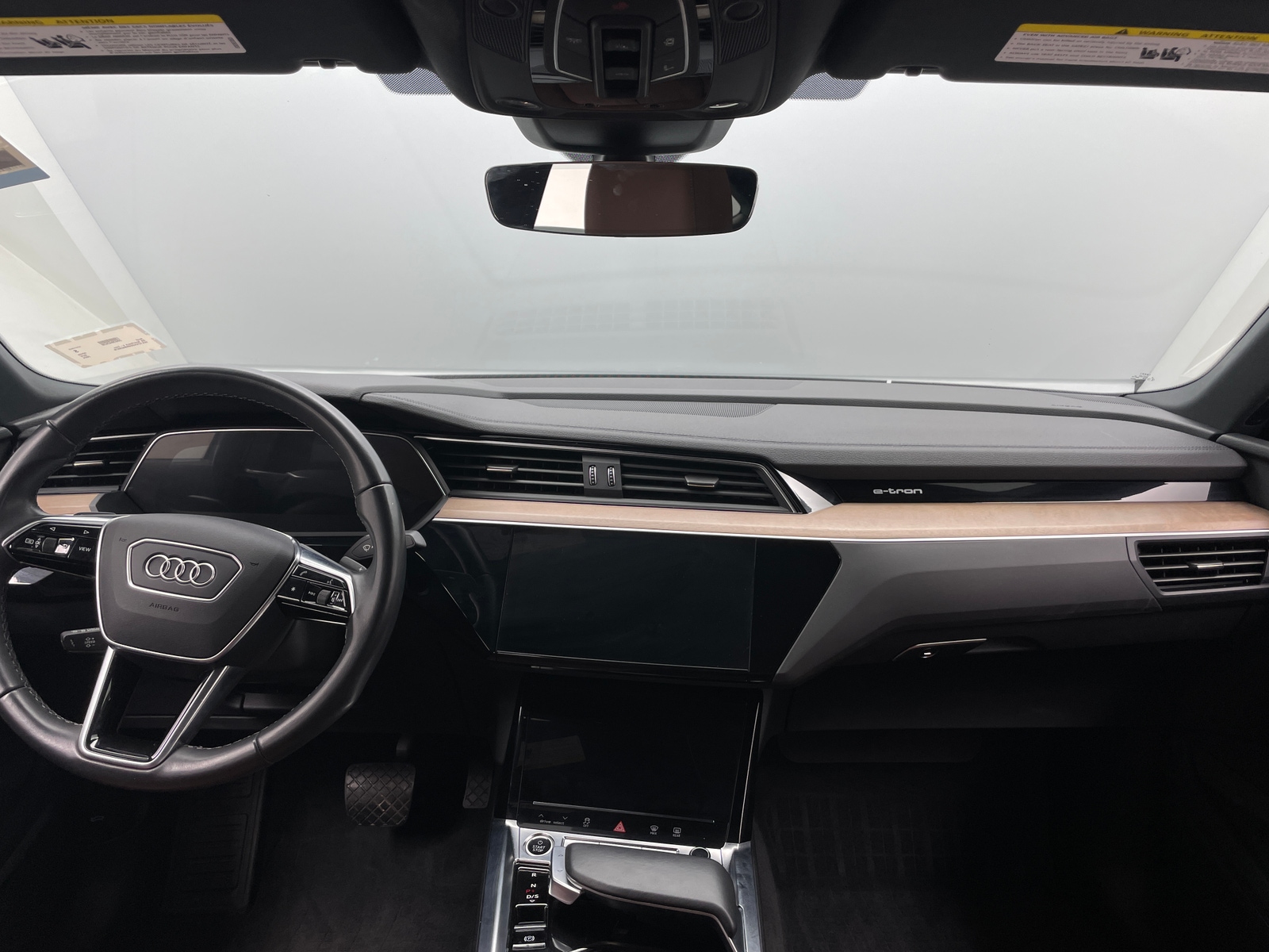 Thumbnail: 2024 Audi Q8 e-tron - 2