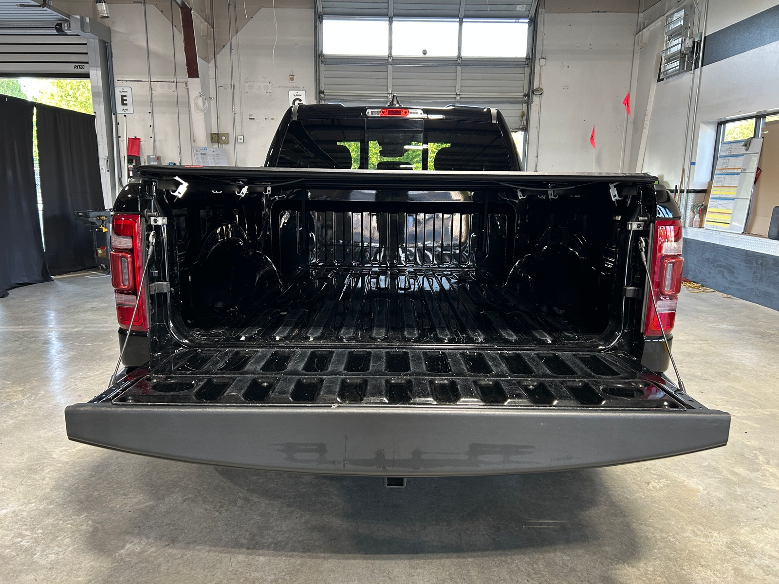Thumbnail: 2023 RAM 1500 - 7