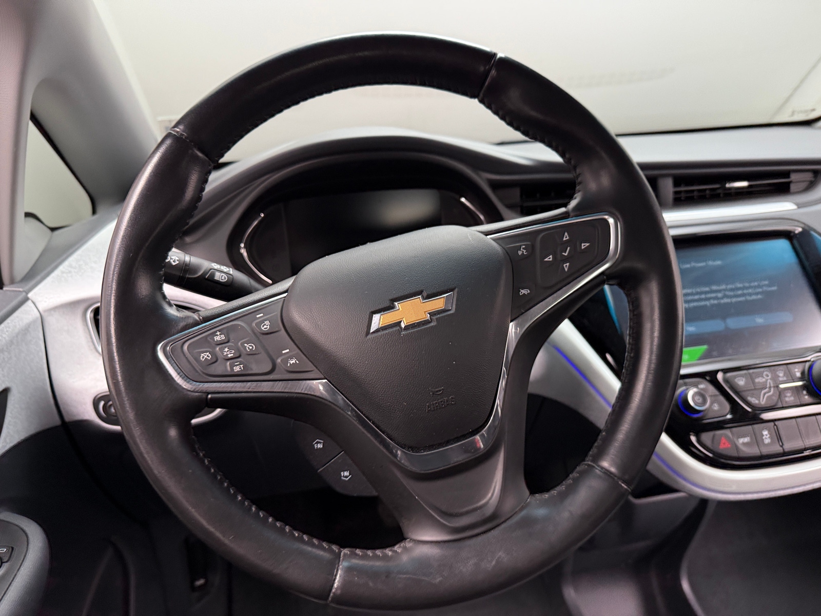 Thumbnail: 2020 Chevrolet Bolt EV - 4
