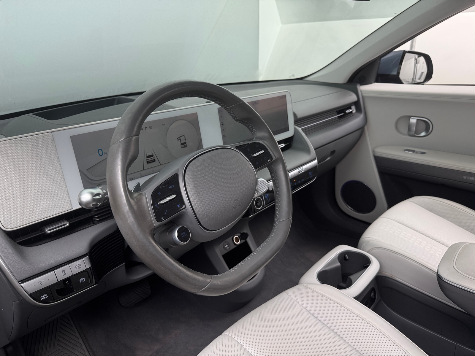Thumbnail: 2023 Hyundai Ioniq 5 - 2