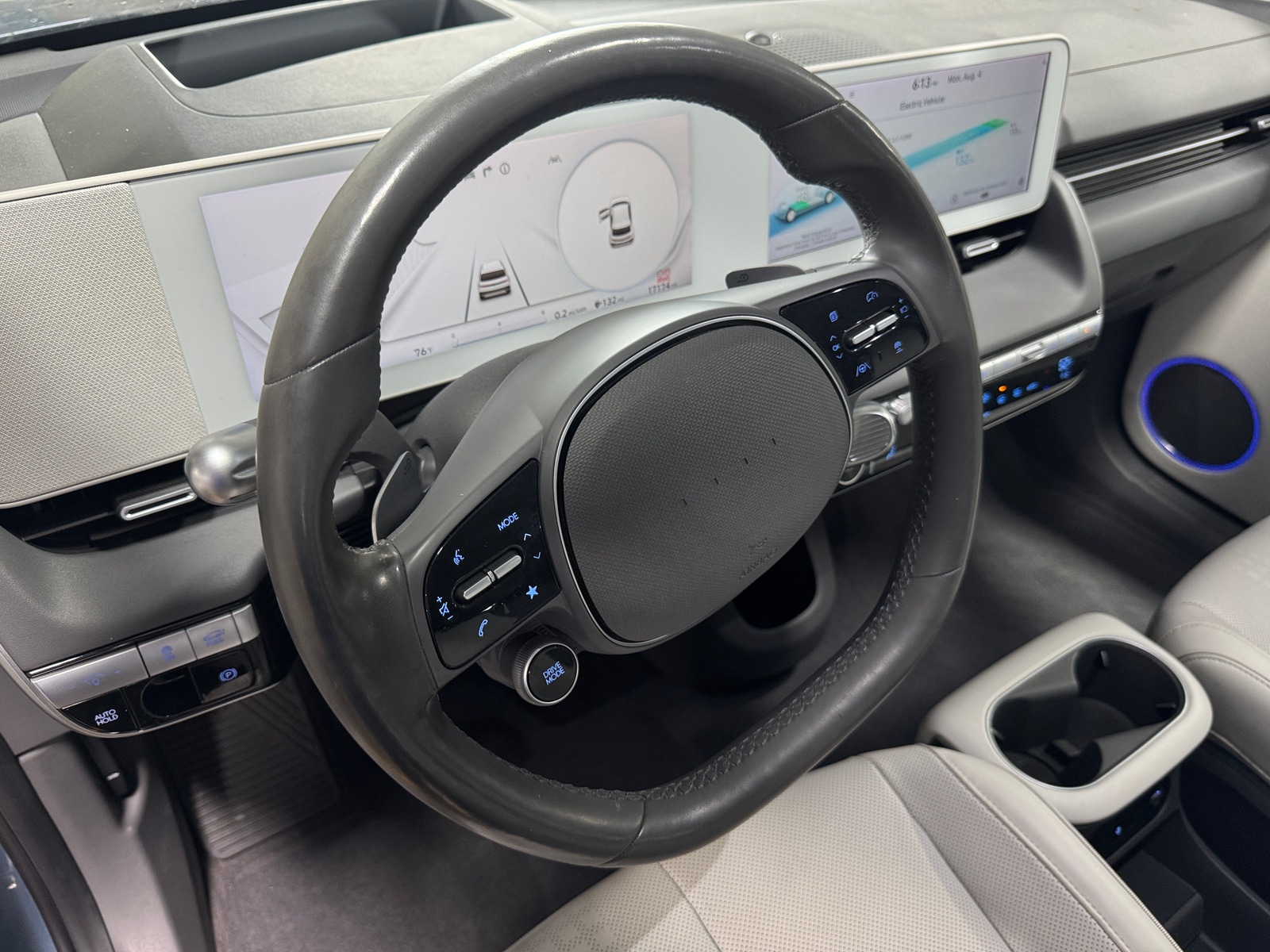 Thumbnail: 2023 Hyundai Ioniq 5 - 4