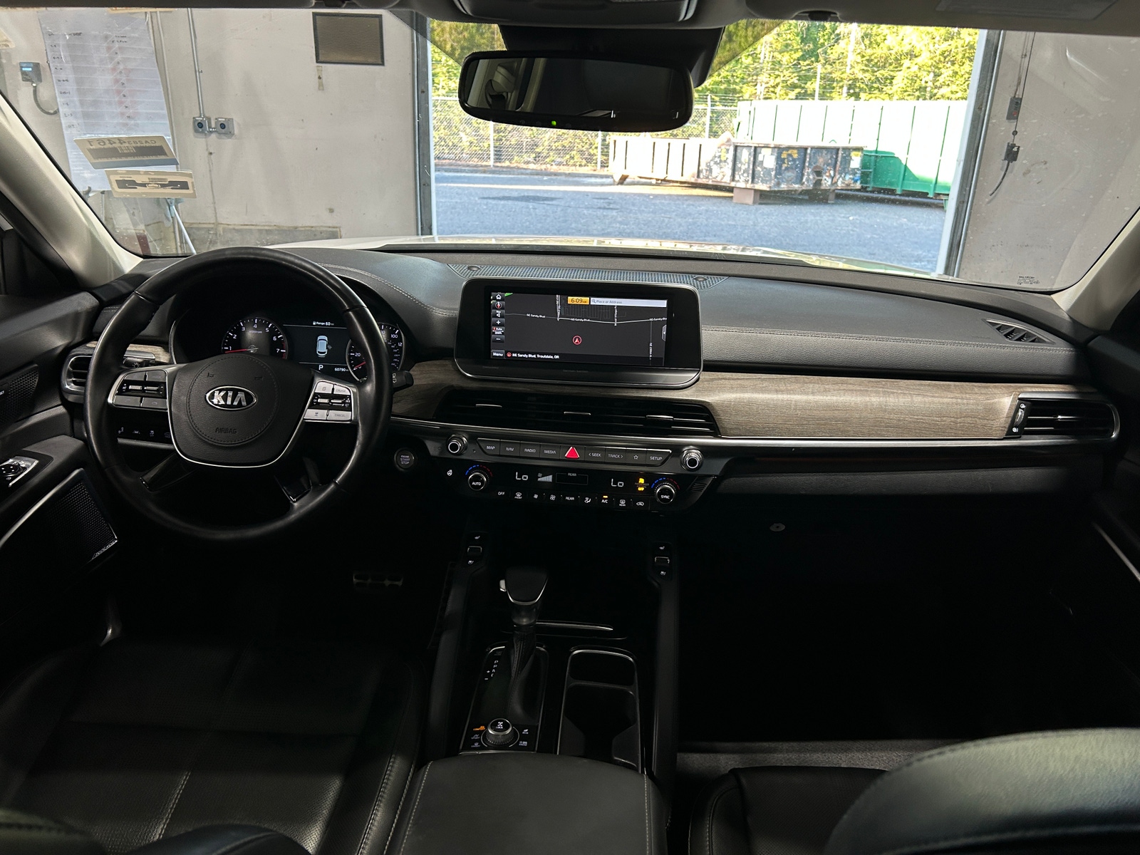 Thumbnail: 2020 Kia Telluride - 2