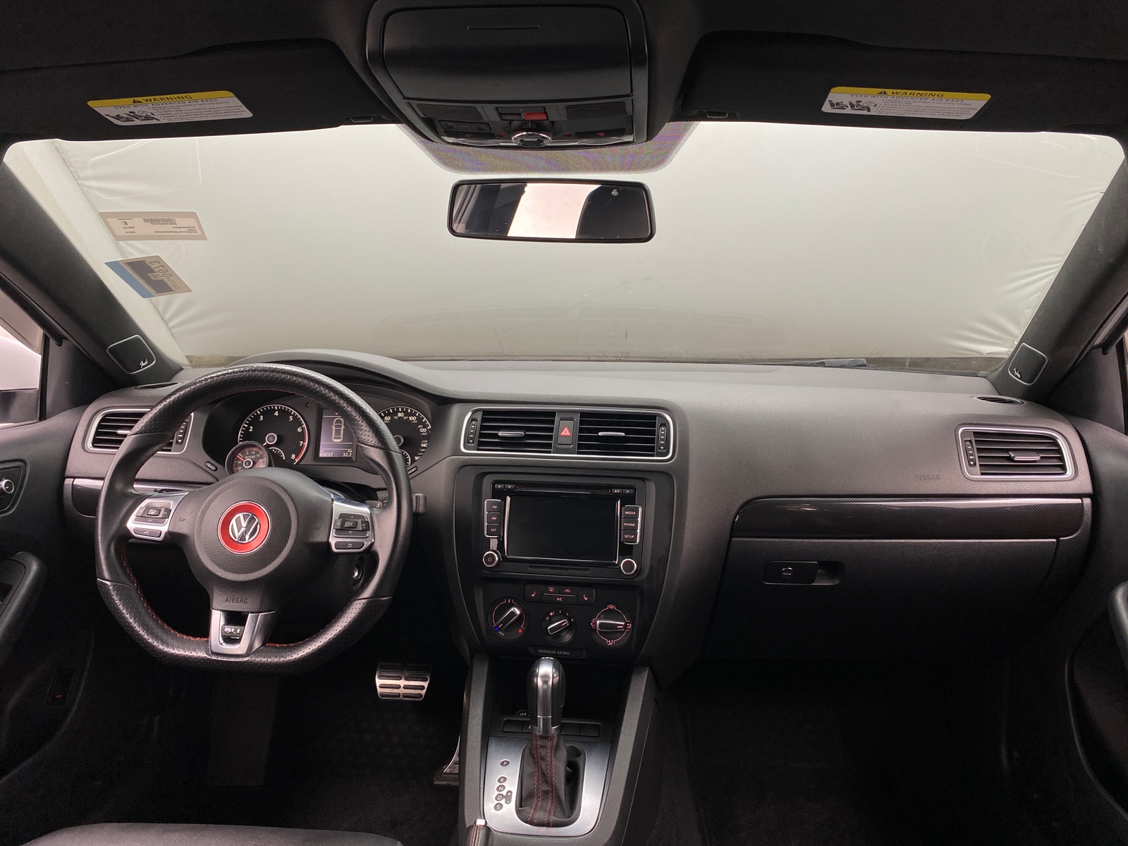 Thumbnail: 2014 Volkswagen Jetta - 3