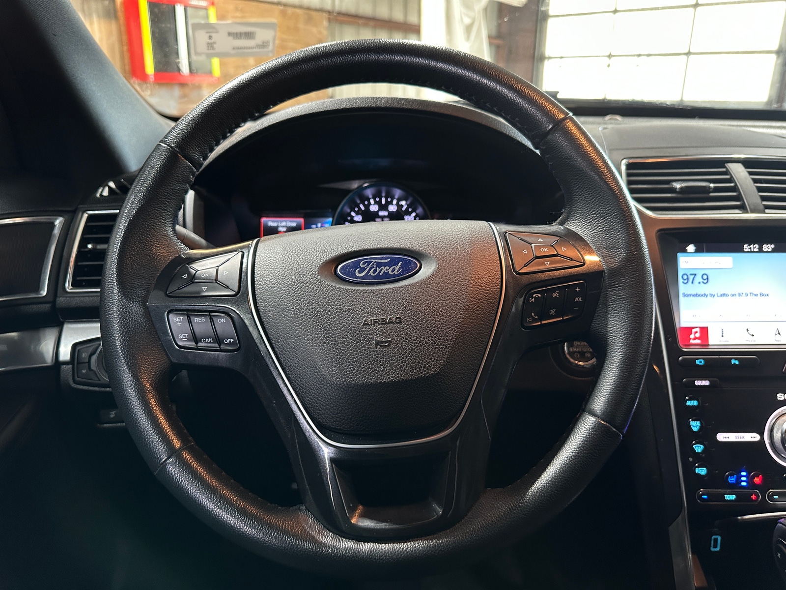 Thumbnail: 2019 Ford Explorer - 4