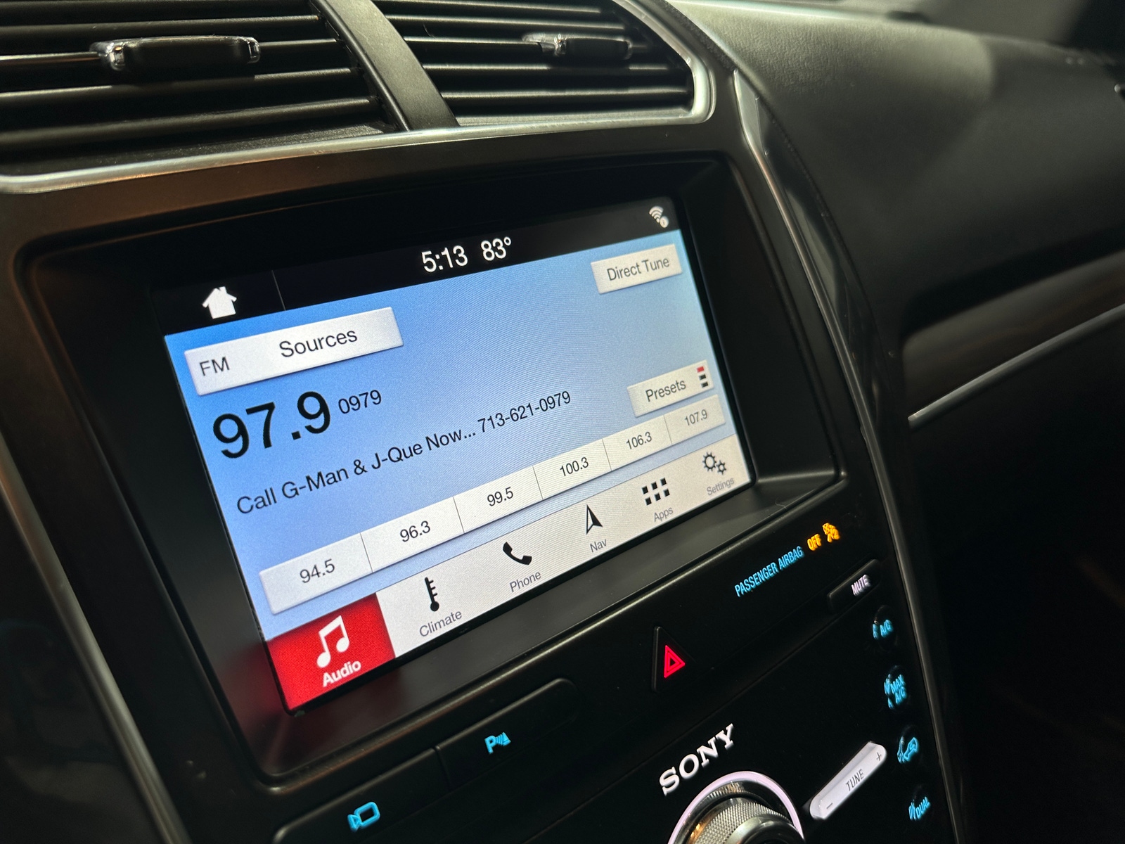 Thumbnail: 2019 Ford Explorer - 3