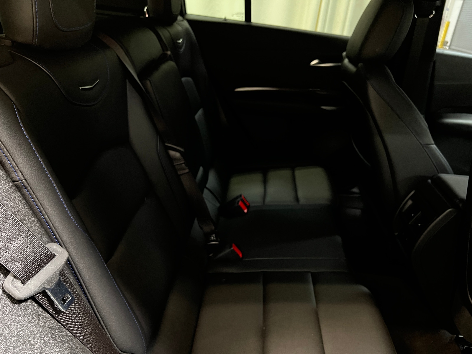 Thumbnail: 2024 Cadillac XT4 - 5