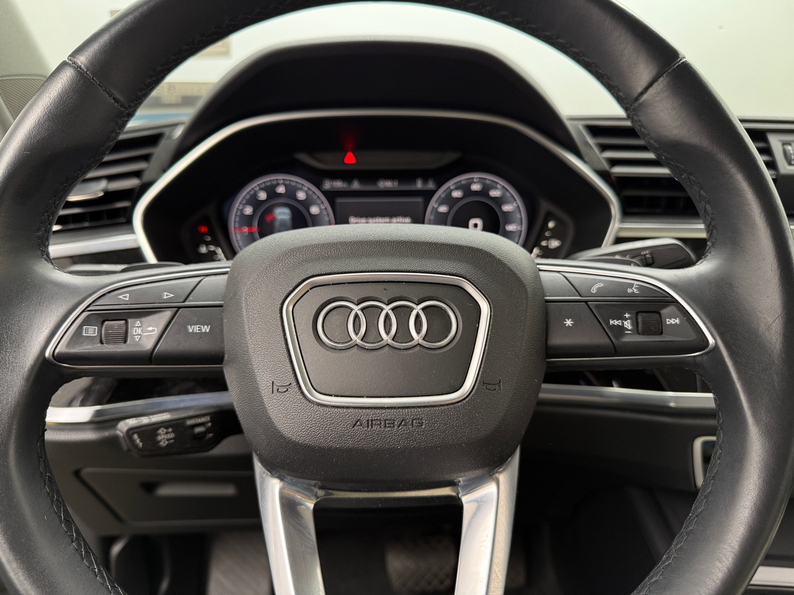 Thumbnail: 2021 Audi Q3 - 4
