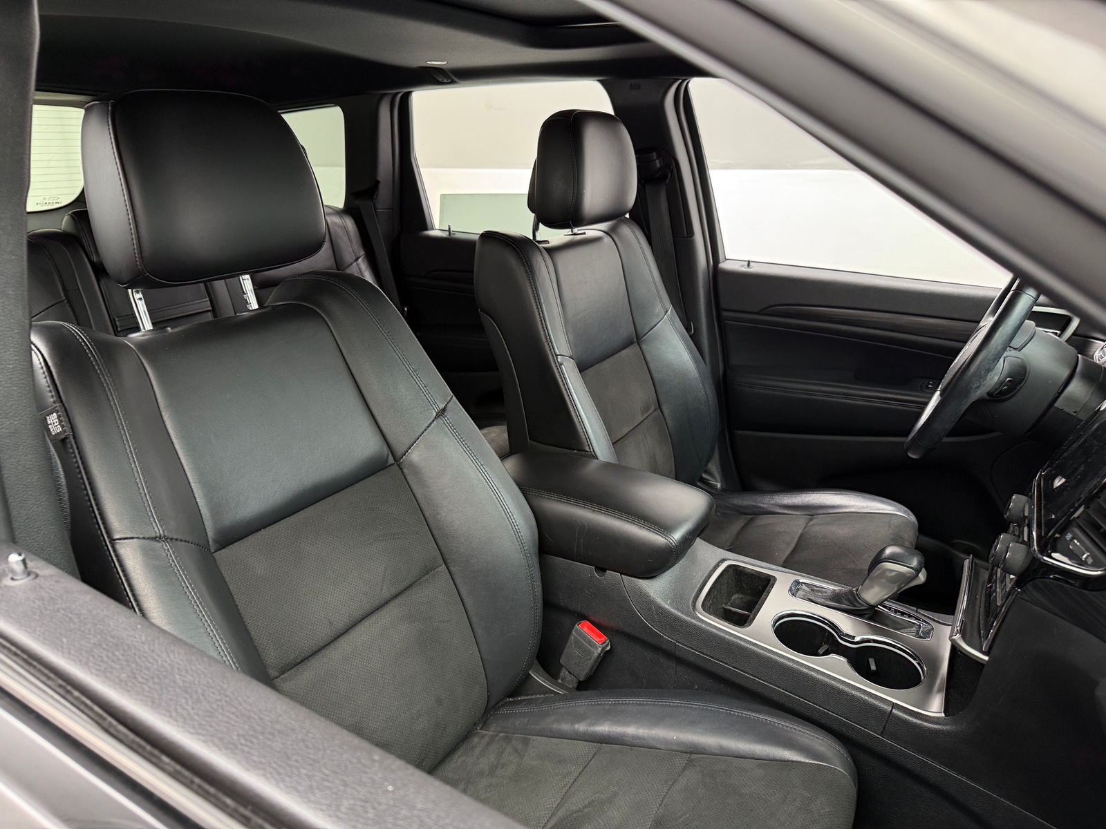 Thumbnail: 2020 Jeep Grand Cherokee - 2