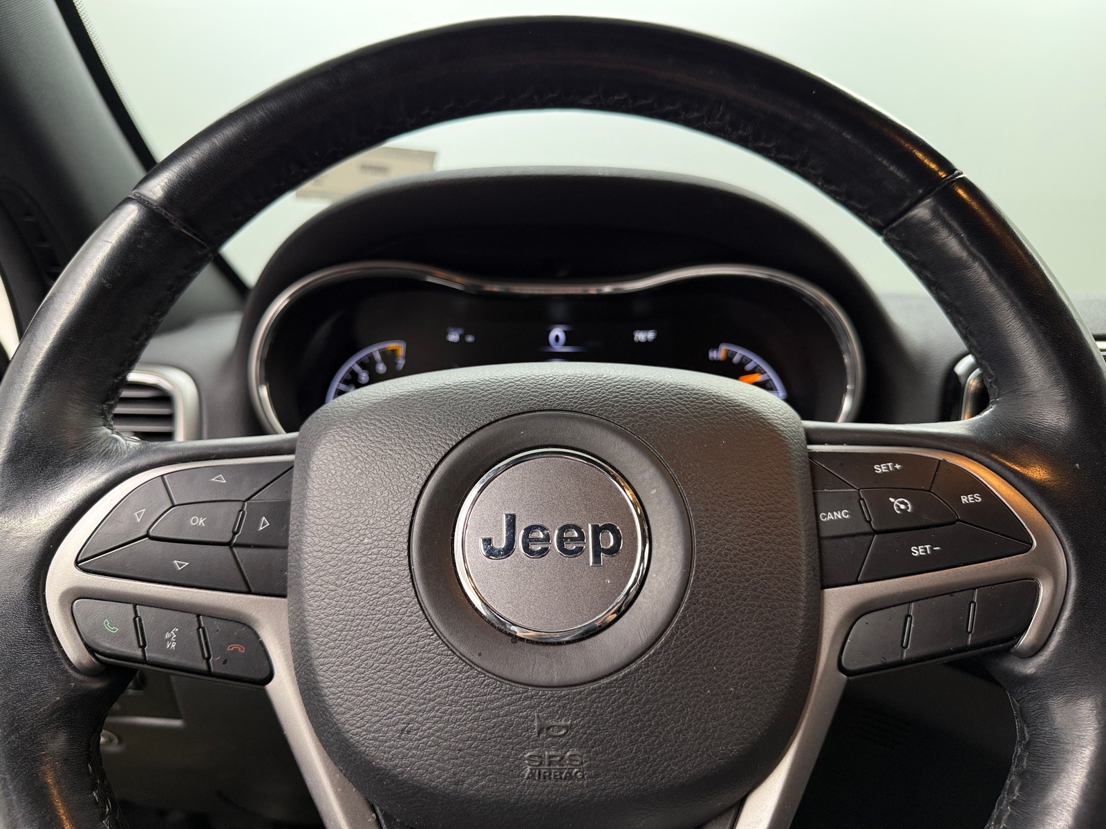 Thumbnail: 2020 Jeep Grand Cherokee - 5