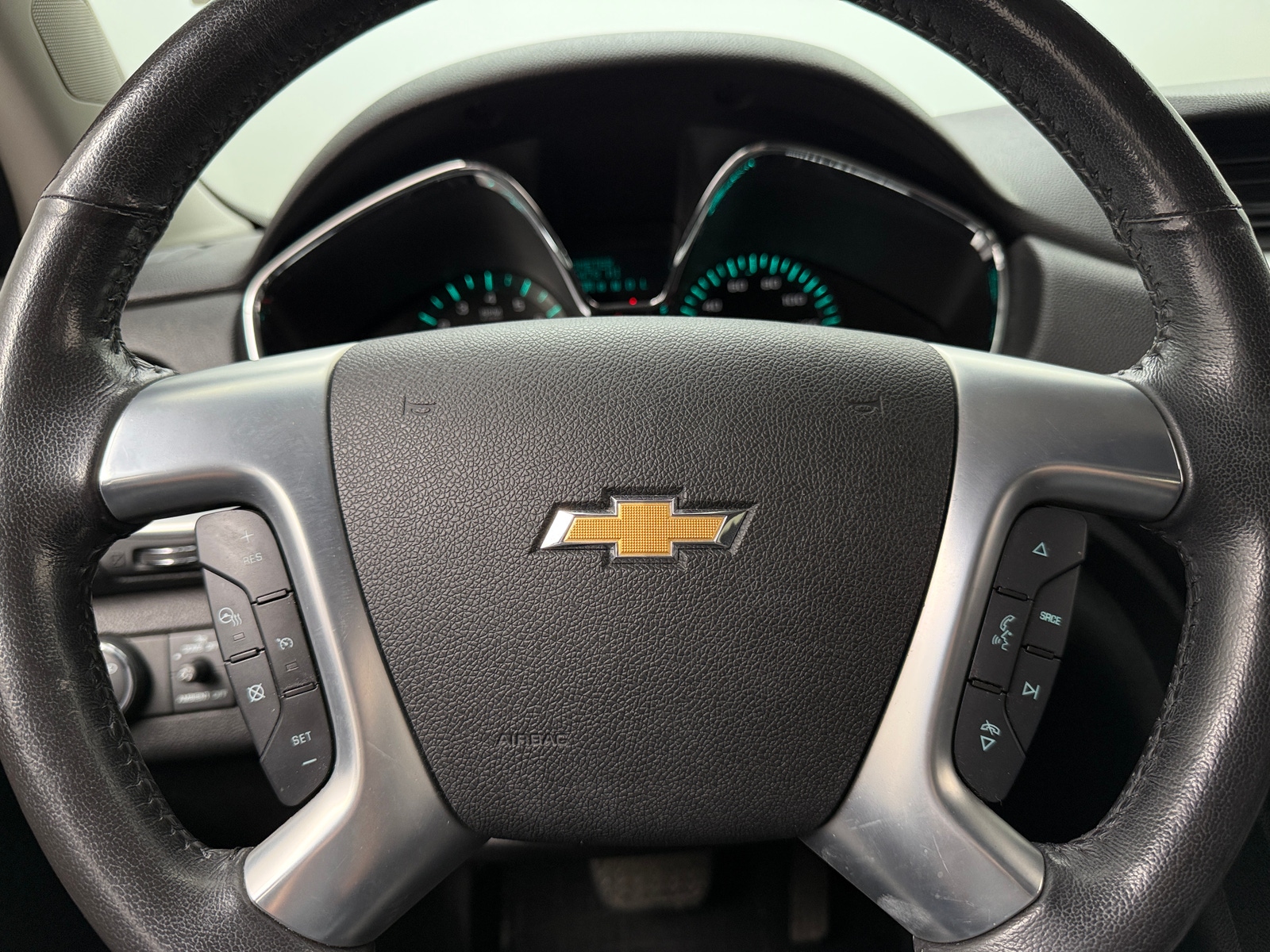 Thumbnail: 2016 Chevrolet Traverse - 4