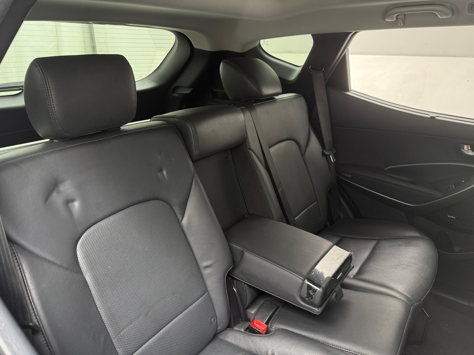 Thumbnail: 2017 Hyundai Santa Fe - 5