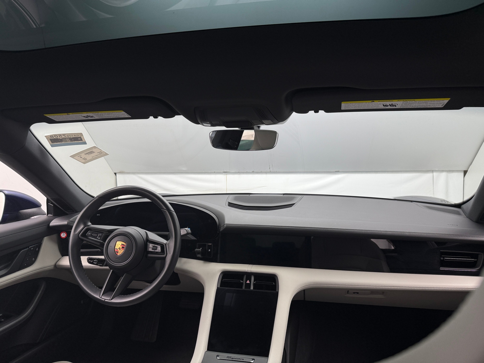 Thumbnail: 2022 Porsche Taycan - 2