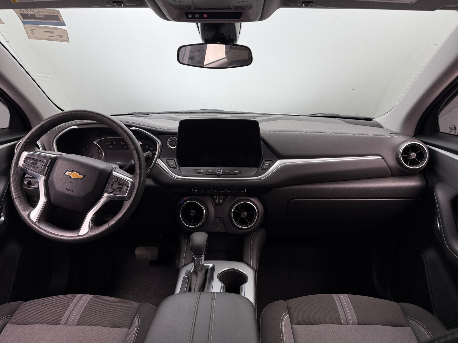 Thumbnail: 2023 Chevrolet Blazer - 3