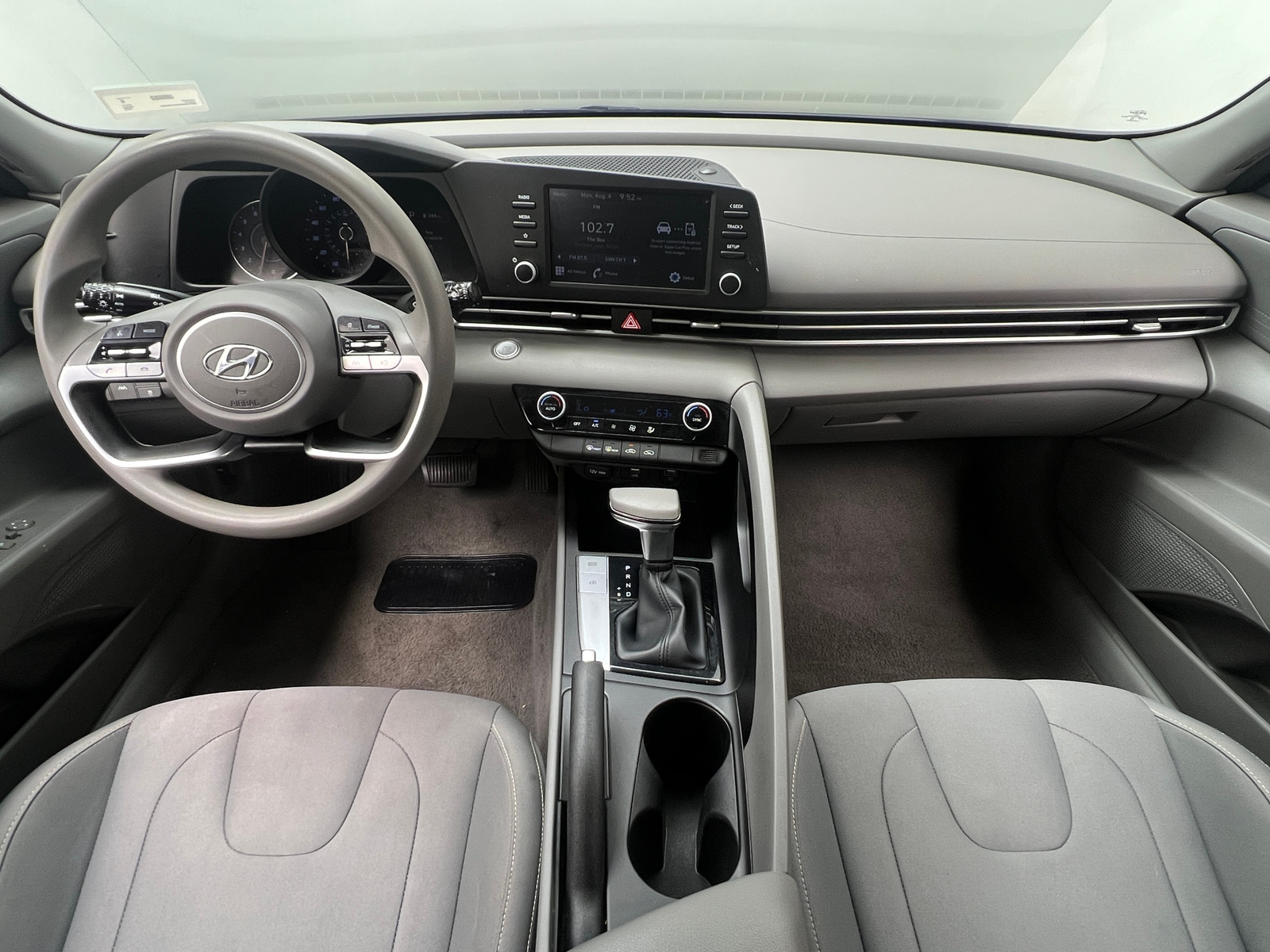 Thumbnail: 2023 Hyundai Elantra - 3
