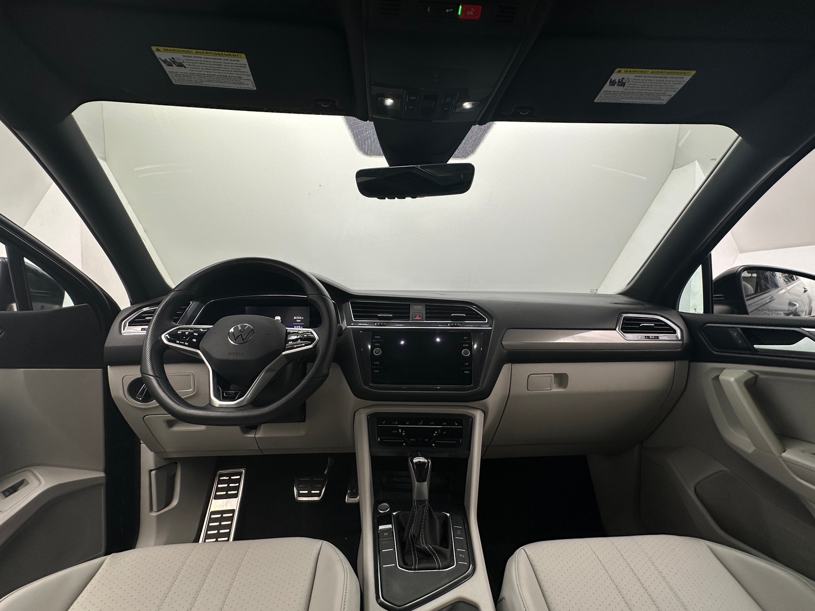 Thumbnail: 2022 Volkswagen Tiguan - 2