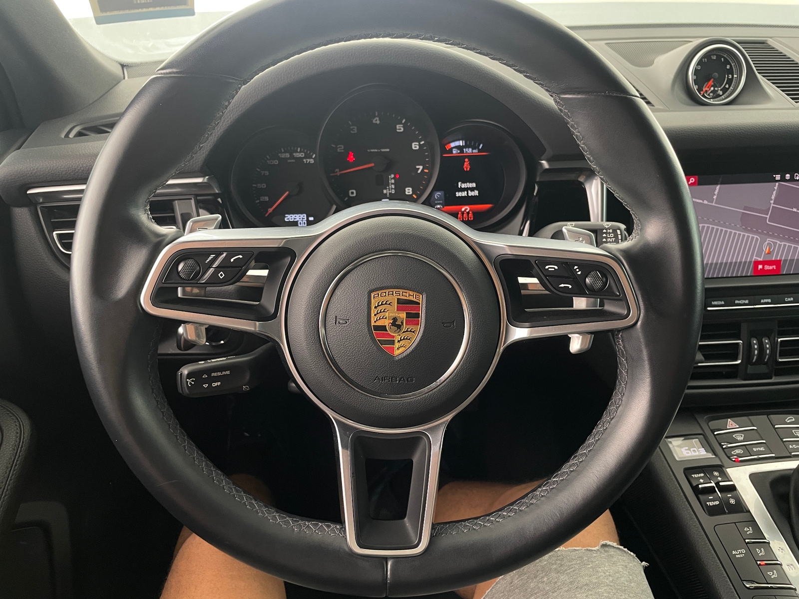 Thumbnail: 2021 Porsche Macan - 4