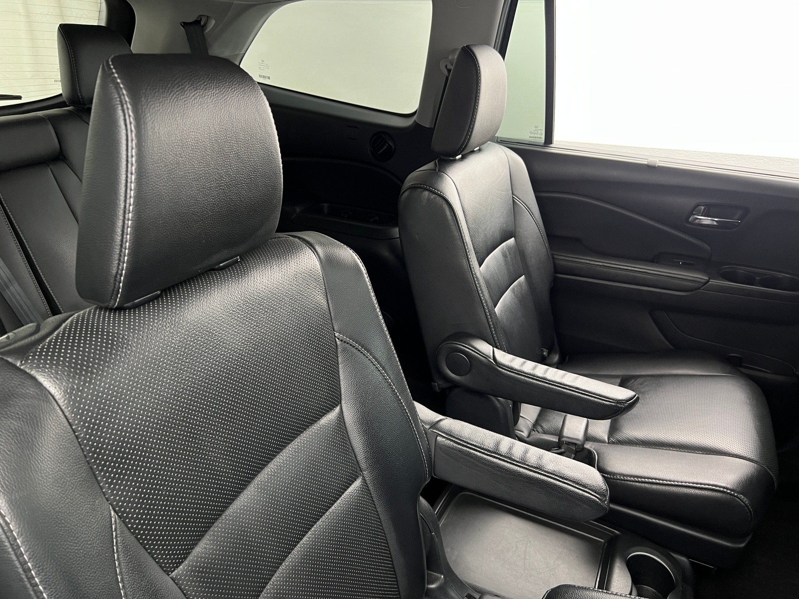 Thumbnail: 2019 Honda Pilot - 5