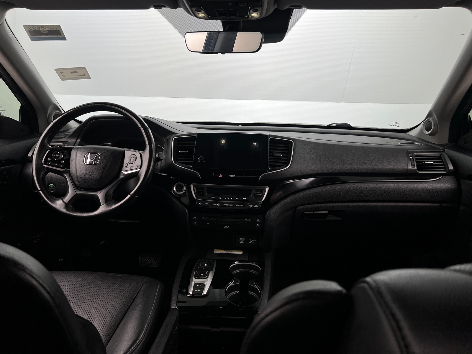 Thumbnail: 2019 Honda Pilot - 2
