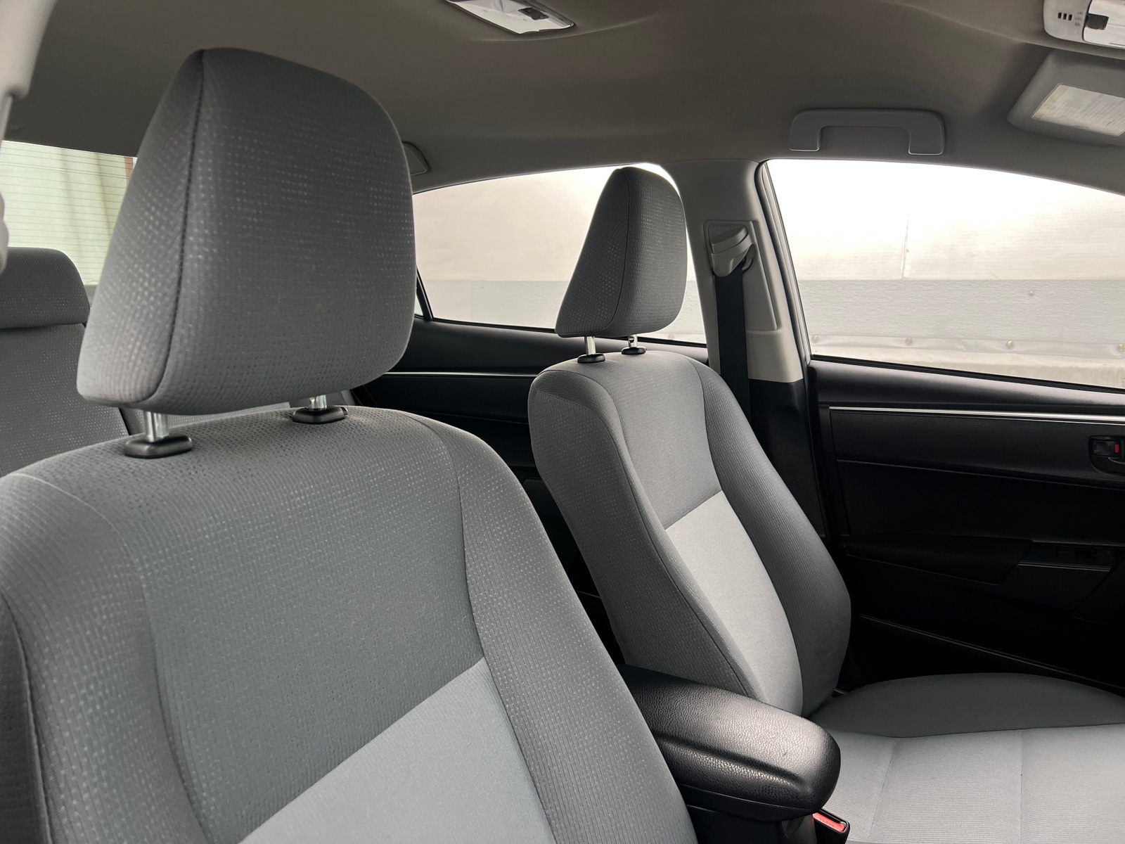 Thumbnail: 2016 Toyota Corolla - 2