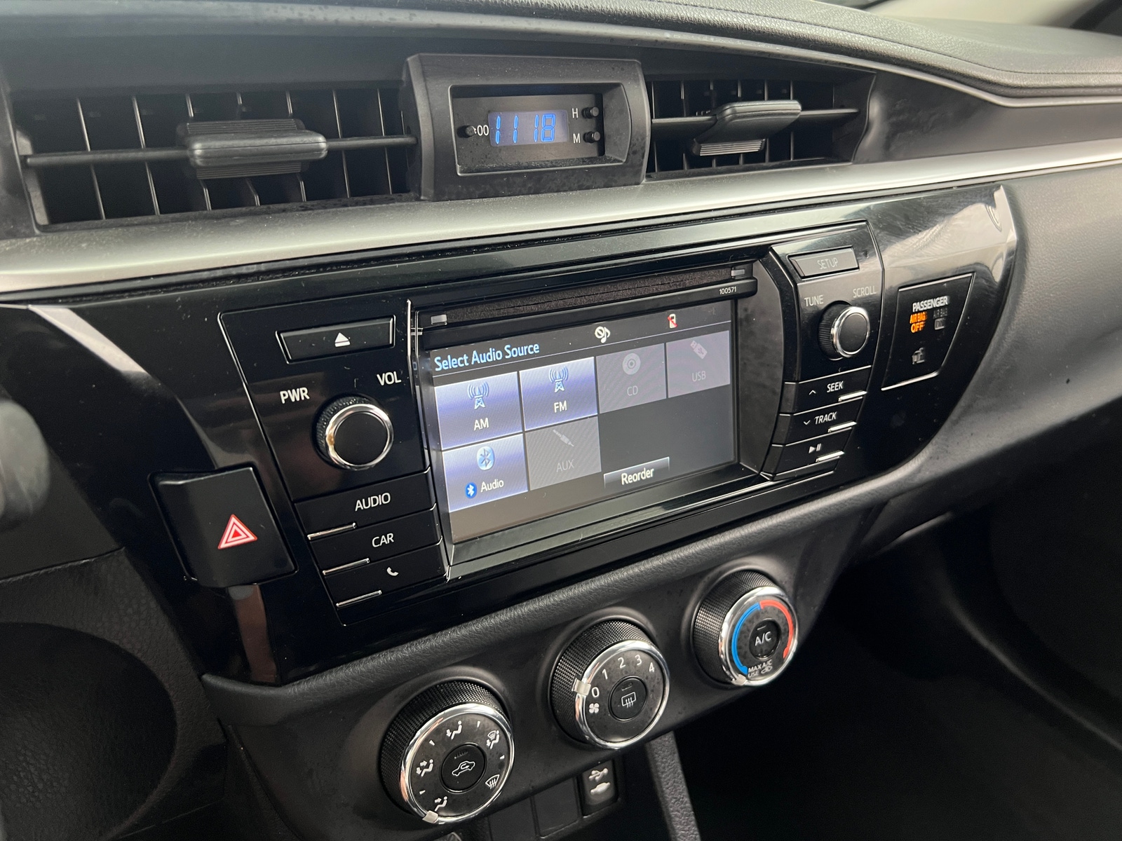 Thumbnail: 2016 Toyota Corolla - 4