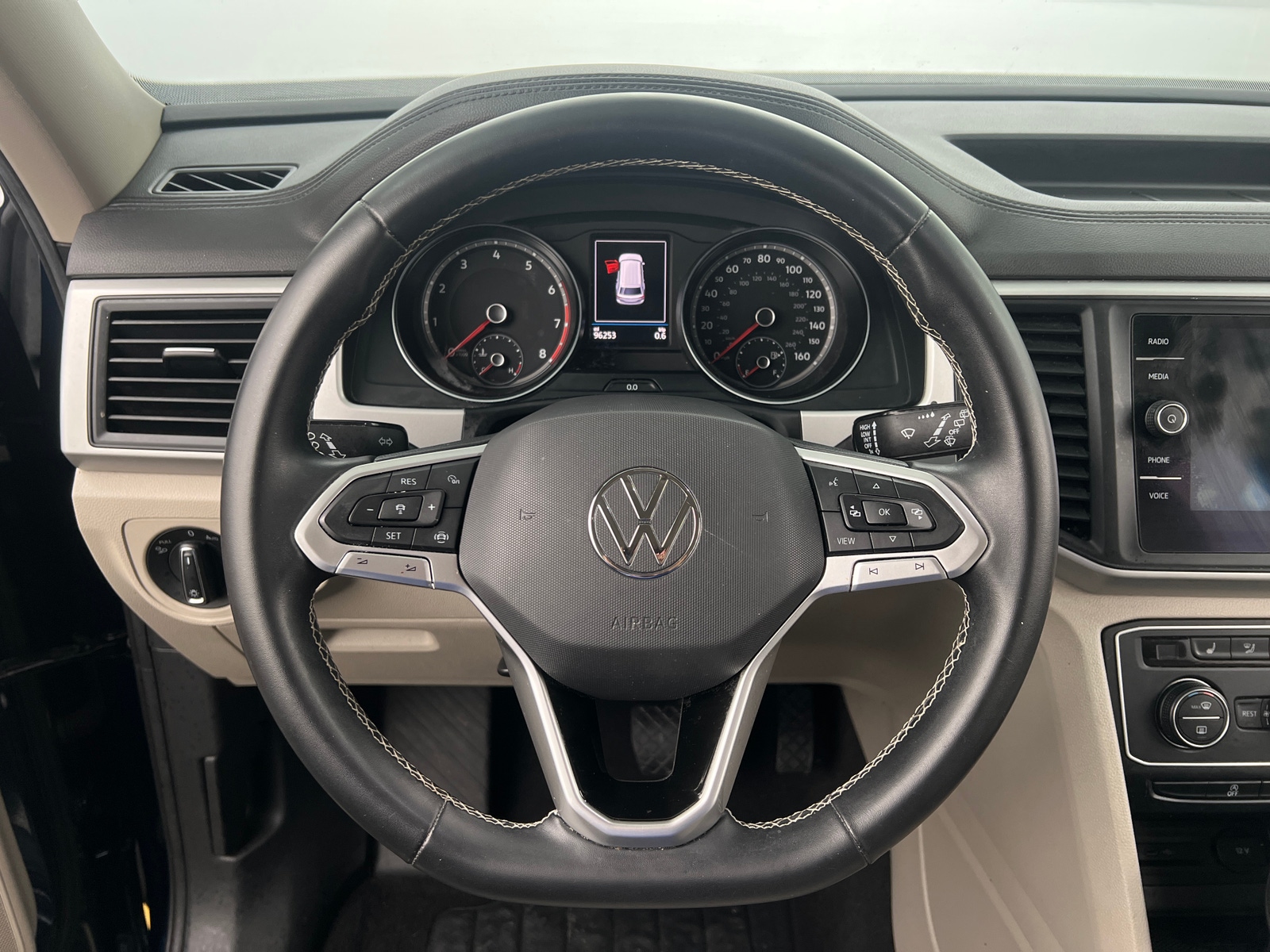 Thumbnail: 2021 Volkswagen Atlas - 4