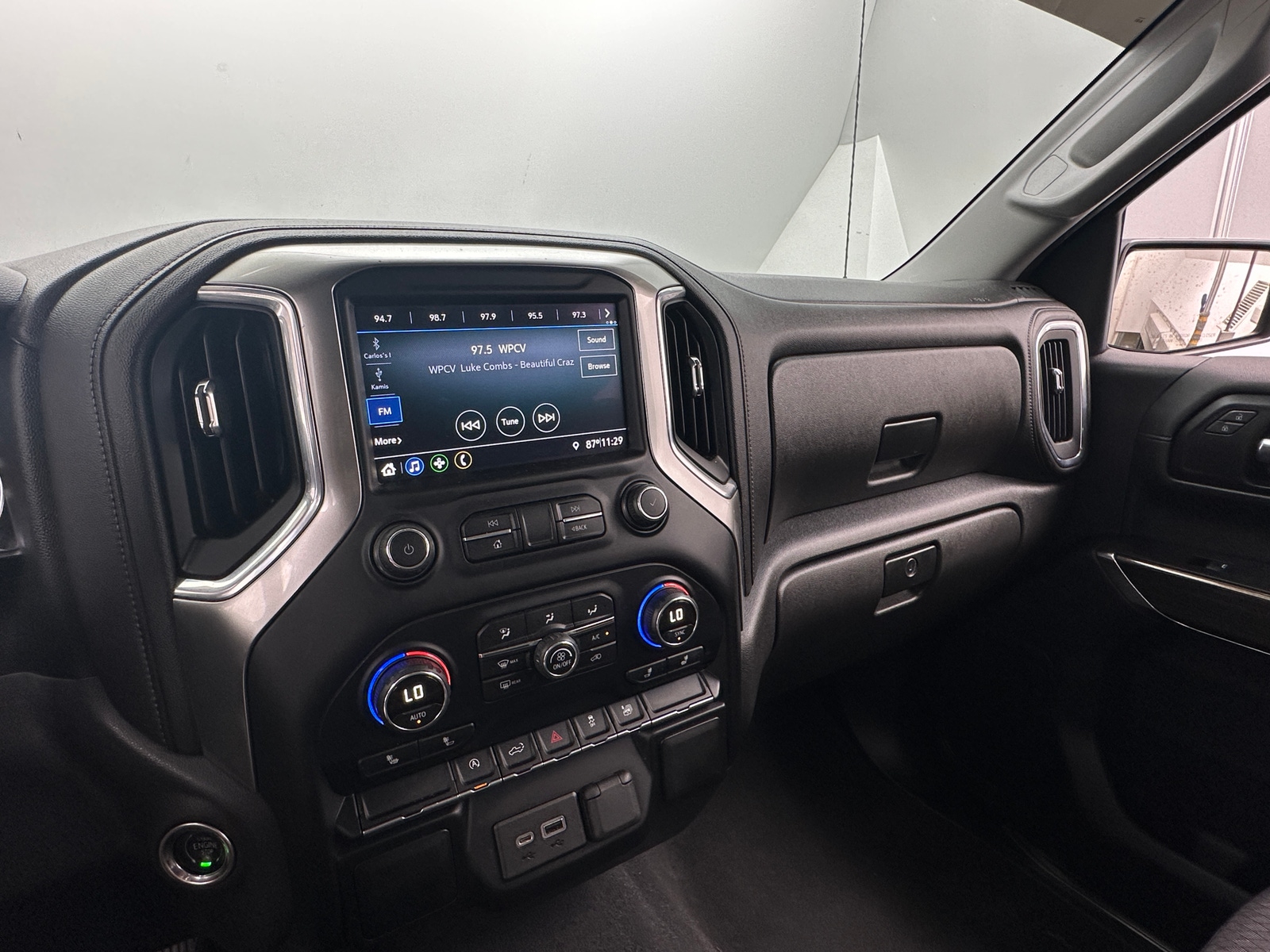 Thumbnail: 2019 Chevrolet Silverado 1500 - 4