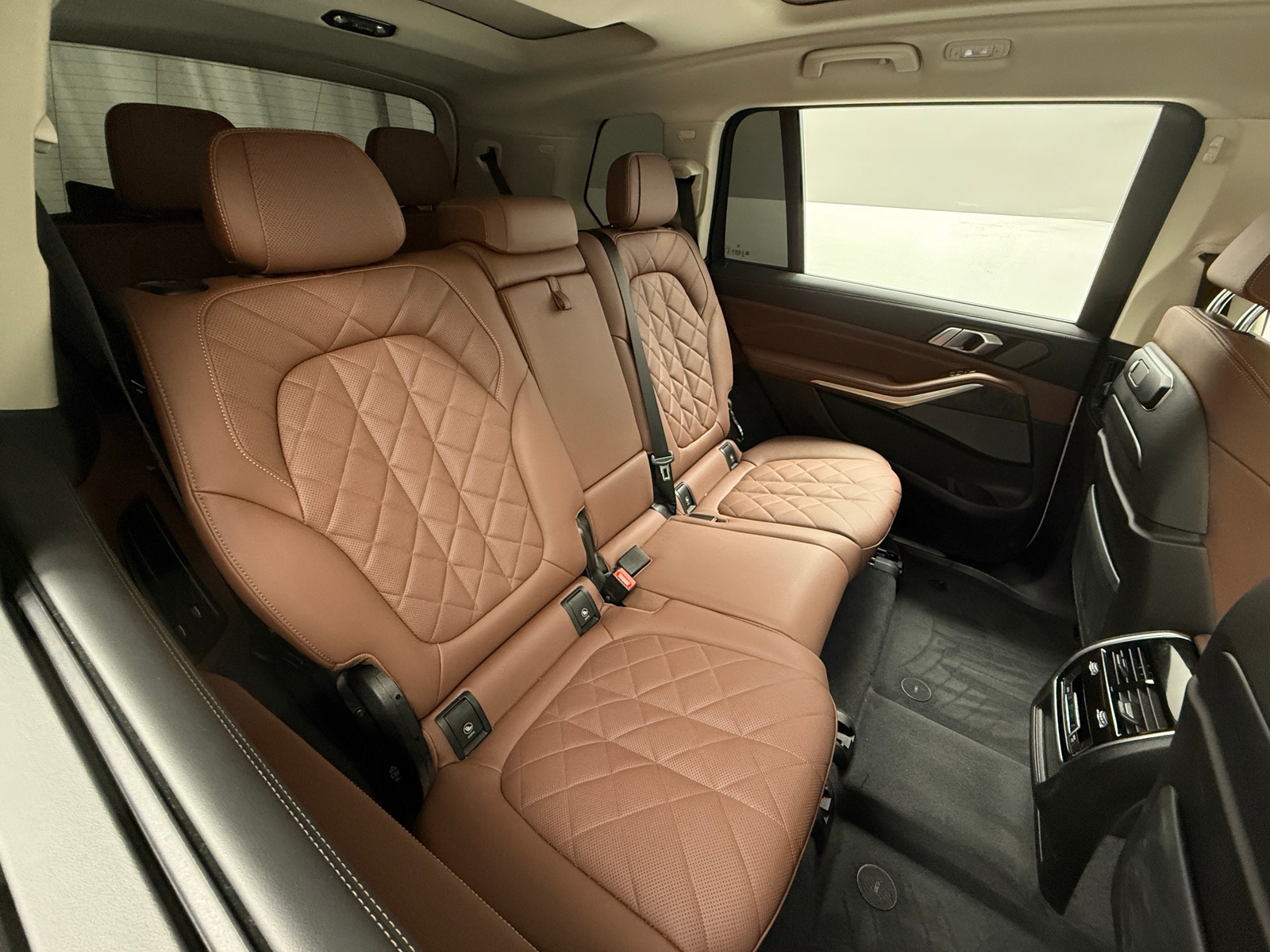 Thumbnail: 2024 BMW X7 - 5