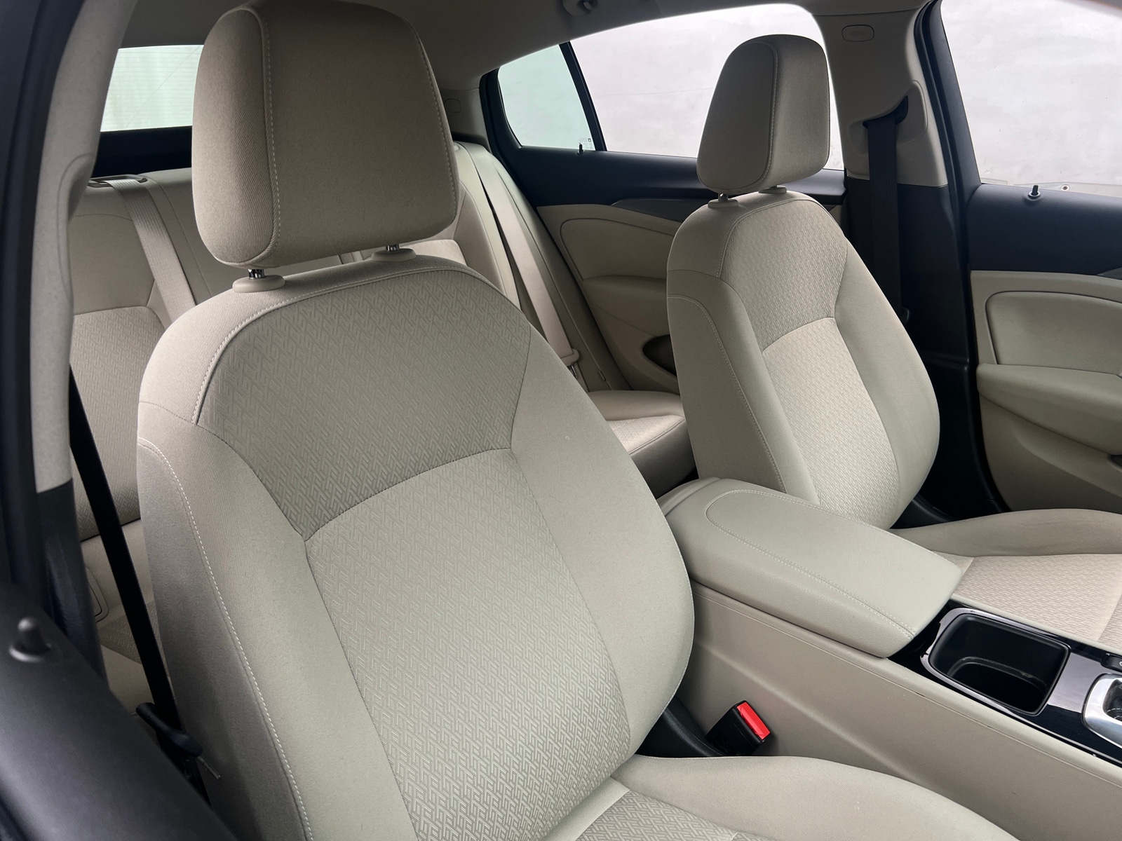 Thumbnail: 2020 Buick Regal - 2