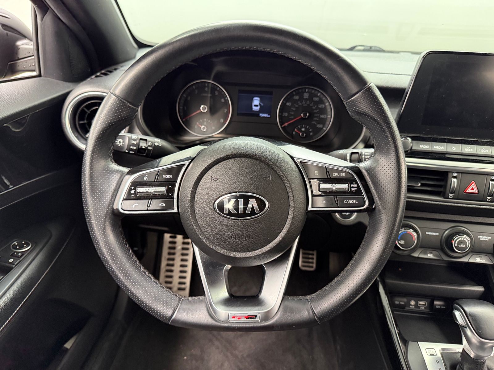 Thumbnail: 2021 Kia Forte - 4