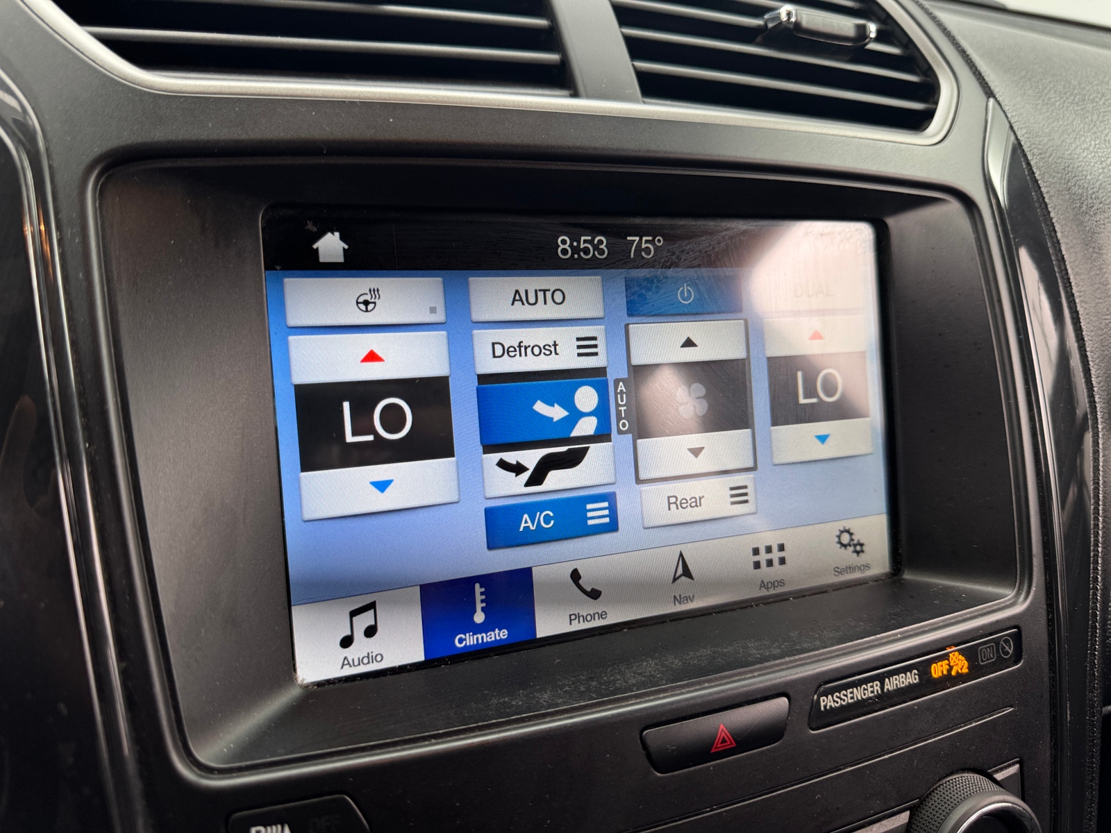Thumbnail: 2019 Ford Explorer - 4