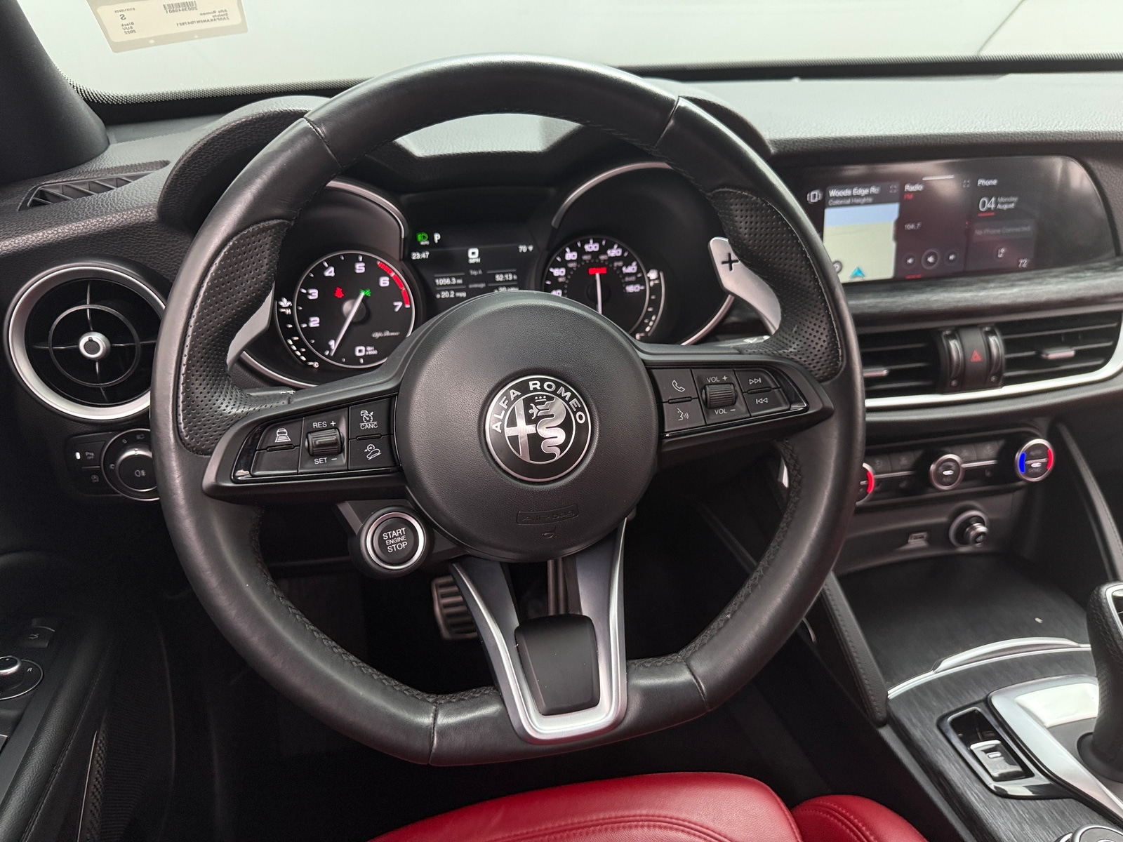 Thumbnail: 2022 Alfa Romeo Stelvio - 4