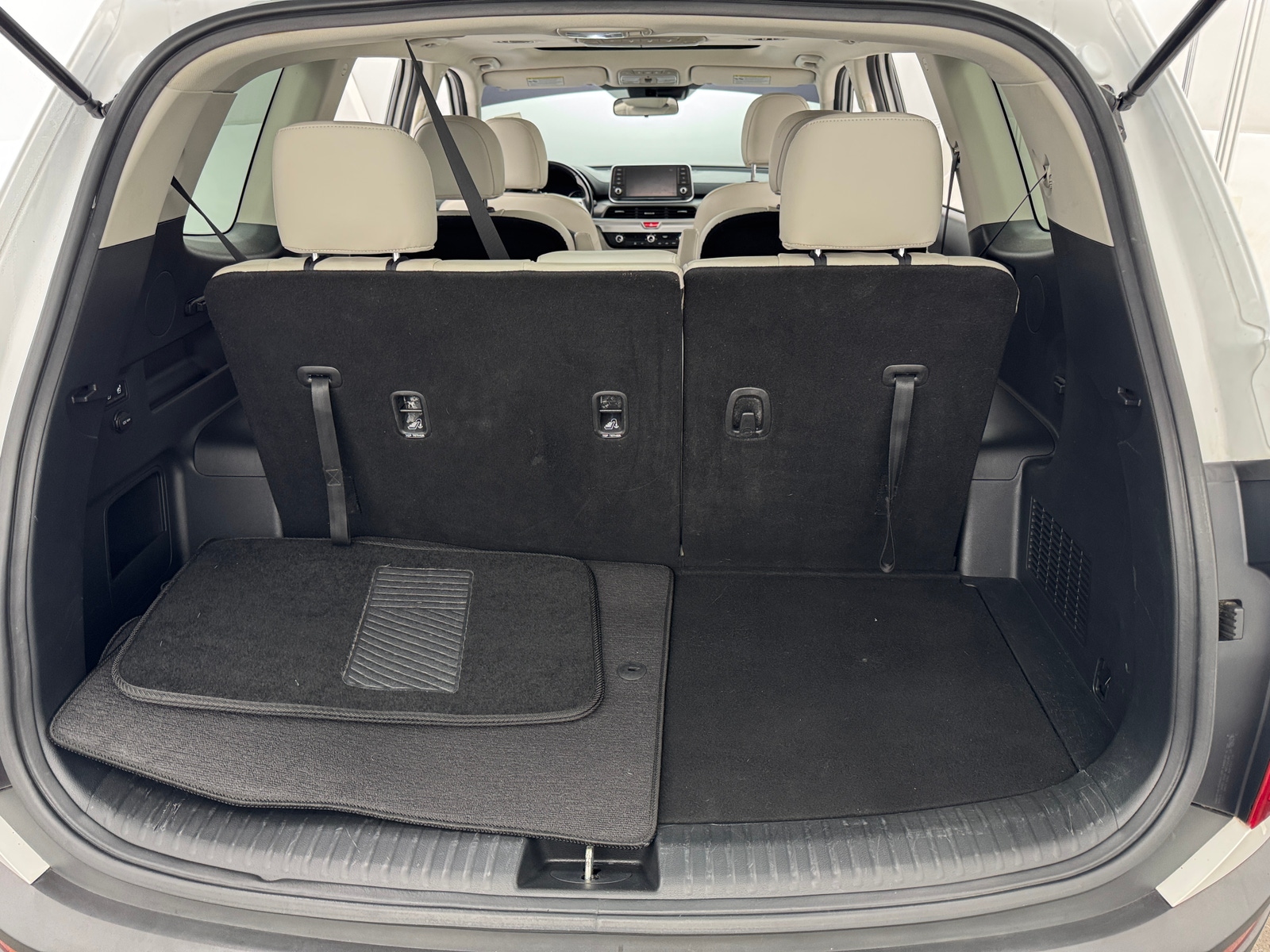 Thumbnail: 2020 Kia Telluride - 6