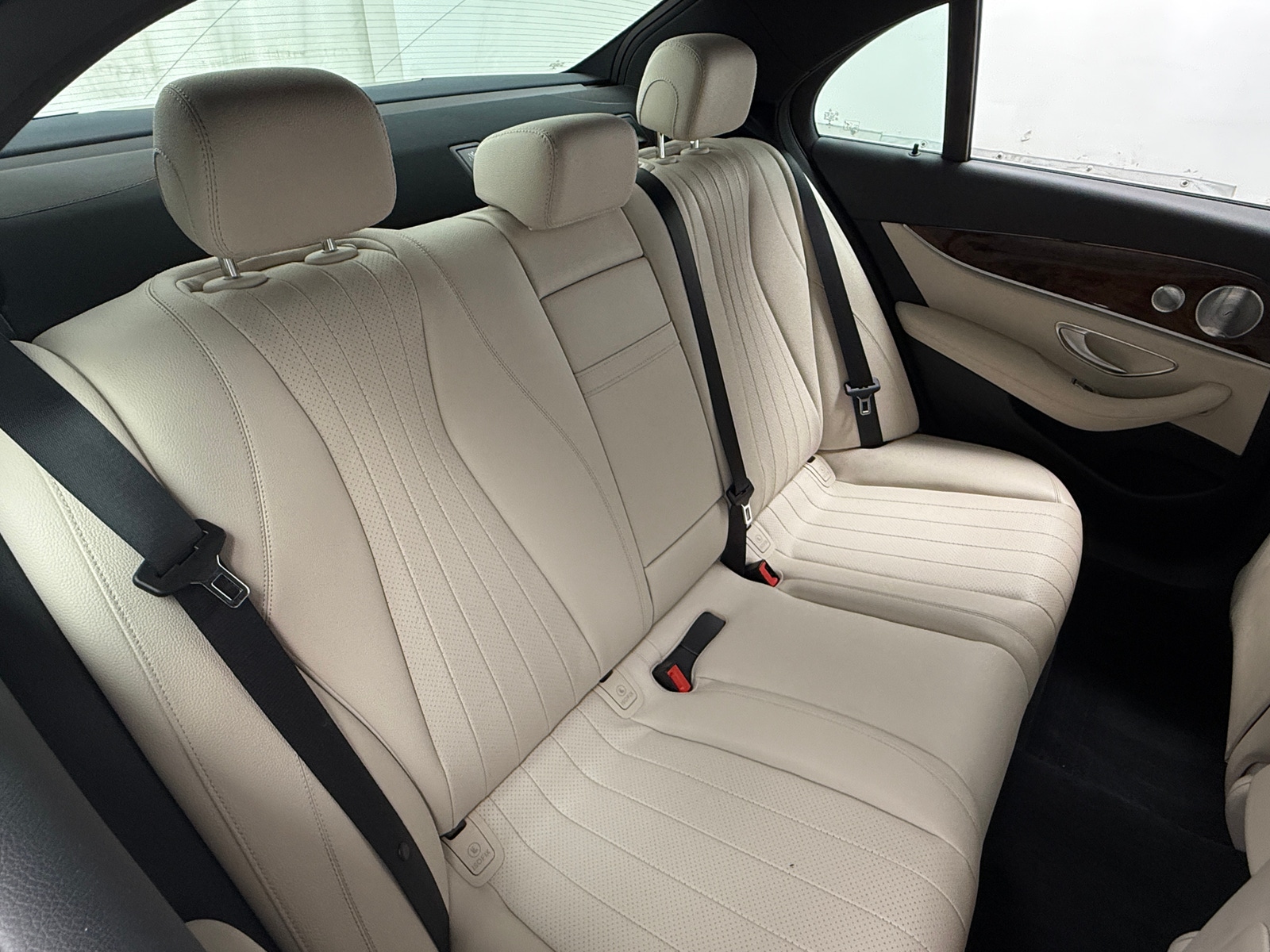 Thumbnail: 2019 Mercedes-Benz E-Class - 6