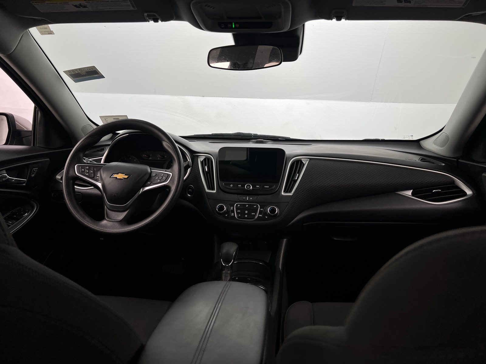 Thumbnail: 2023 Chevrolet Malibu - 3