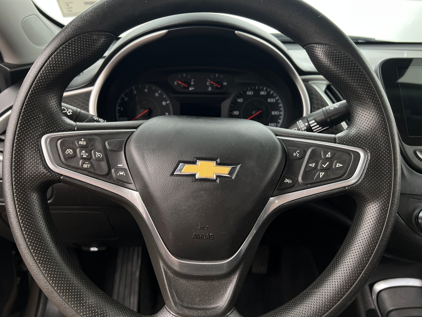 Thumbnail: 2023 Chevrolet Malibu - 5