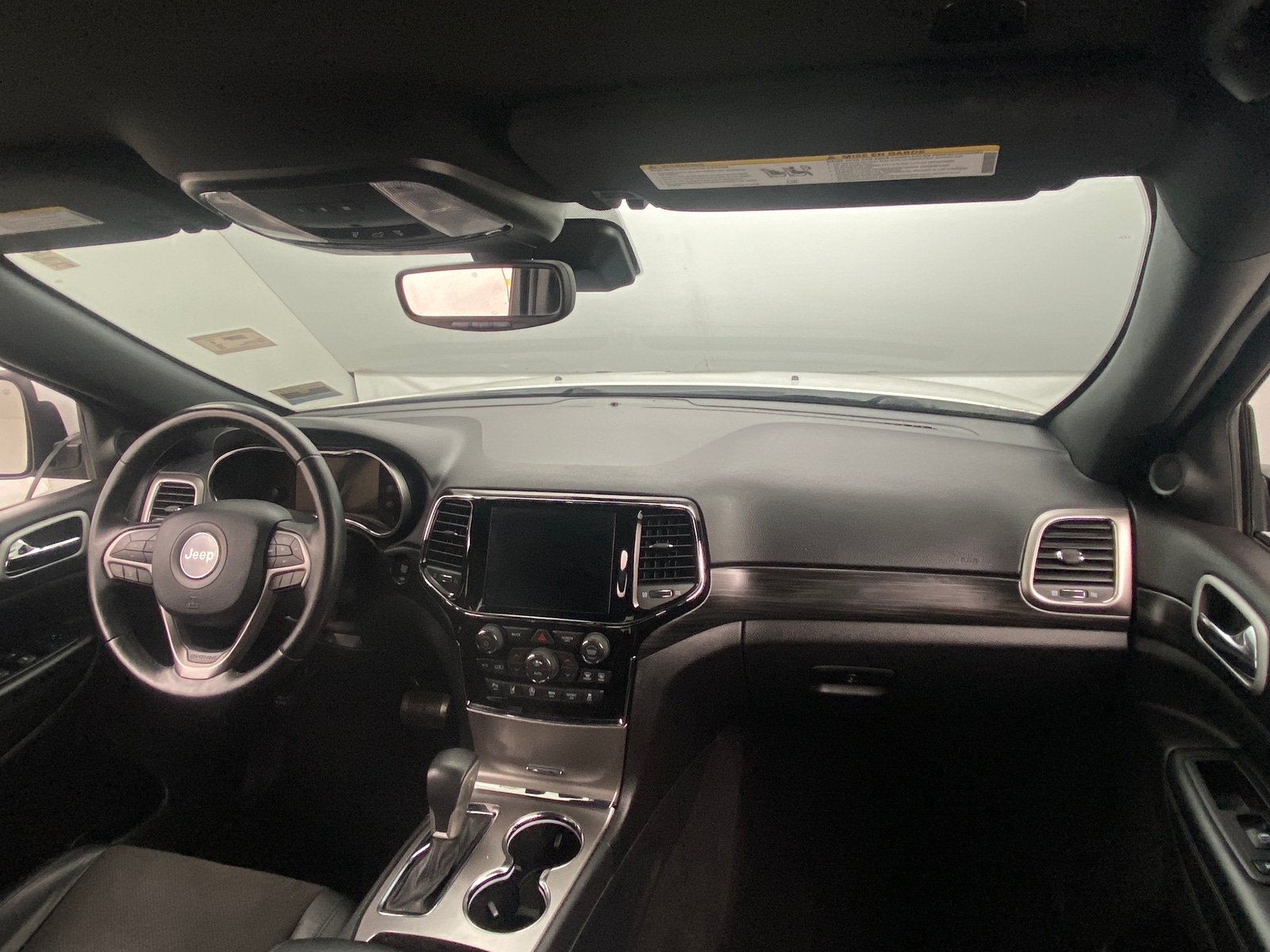Thumbnail: 2020 Jeep Grand Cherokee - 3