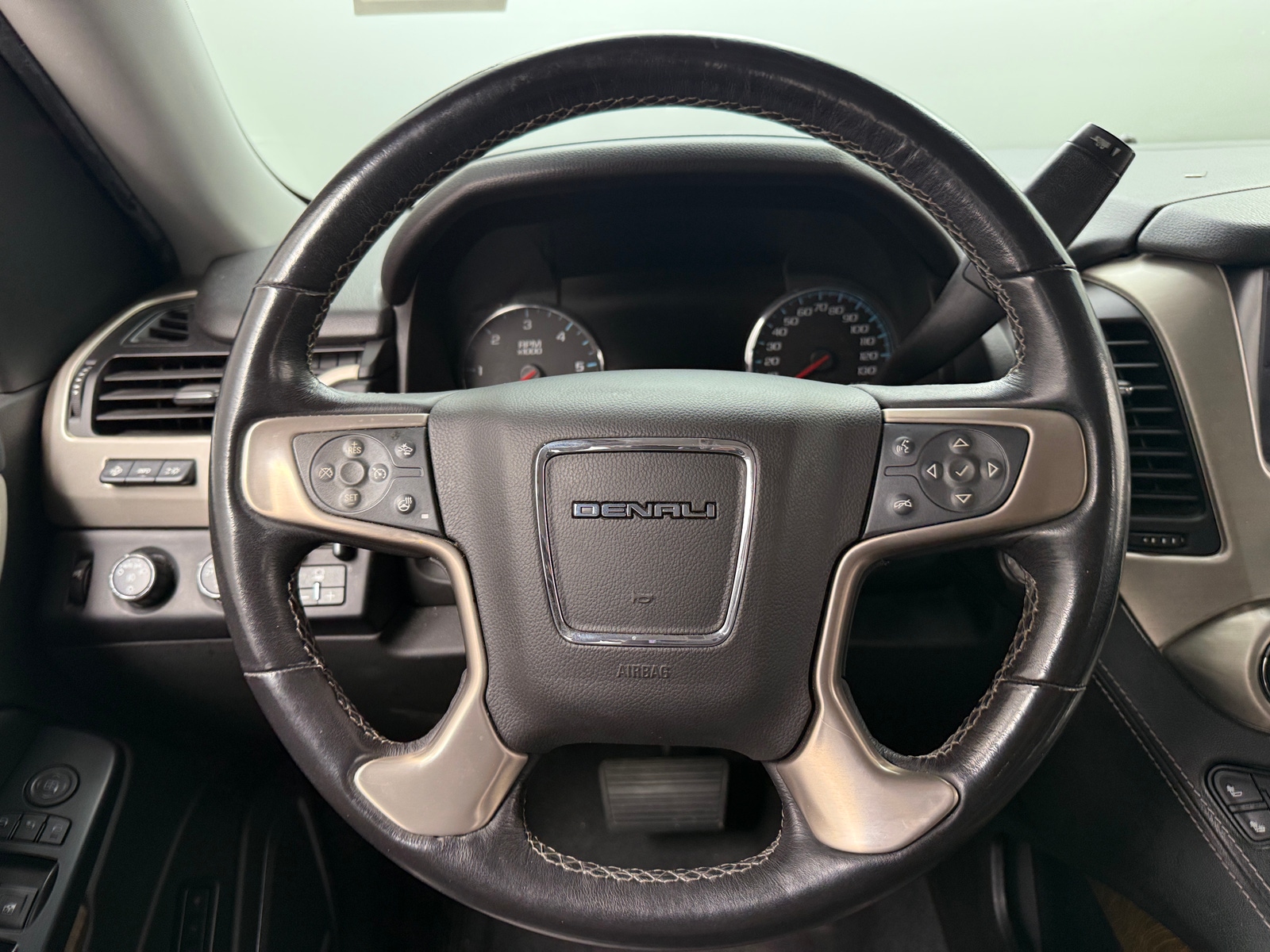 Thumbnail: 2019 GMC Yukon - 4