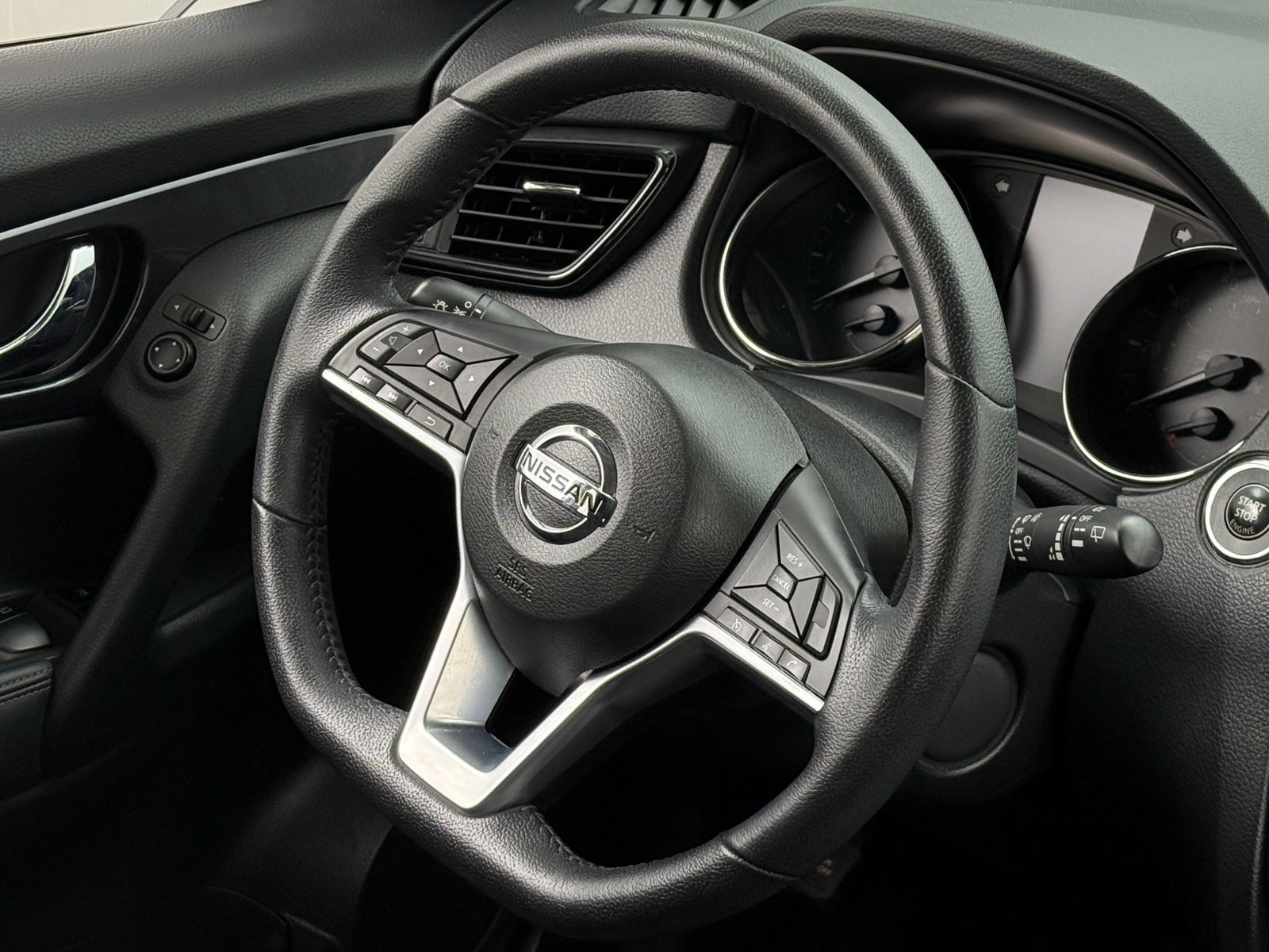 Thumbnail: 2019 Nissan Rogue - 5
