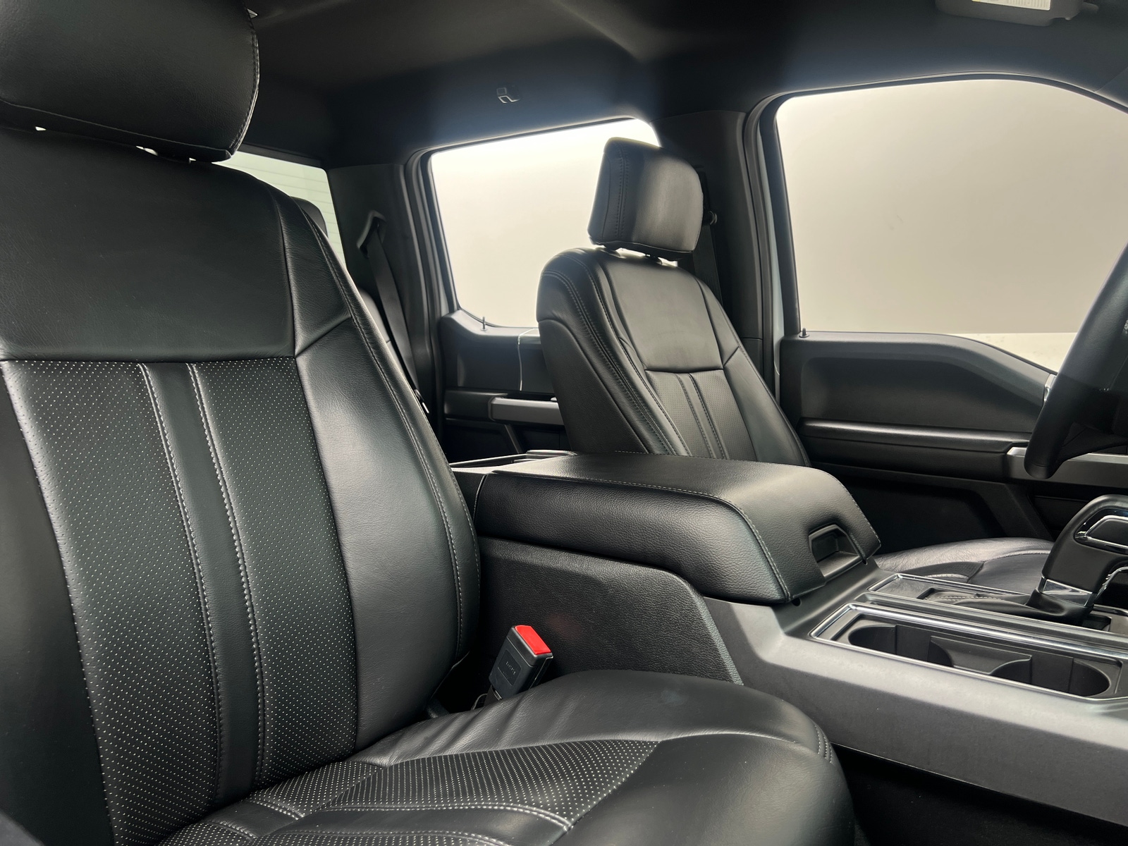 Thumbnail: 2019 Ford Econoline - 2