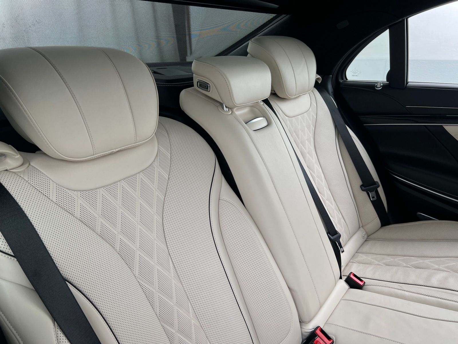 Thumbnail: 2015 Mercedes-Benz S-Class - 5