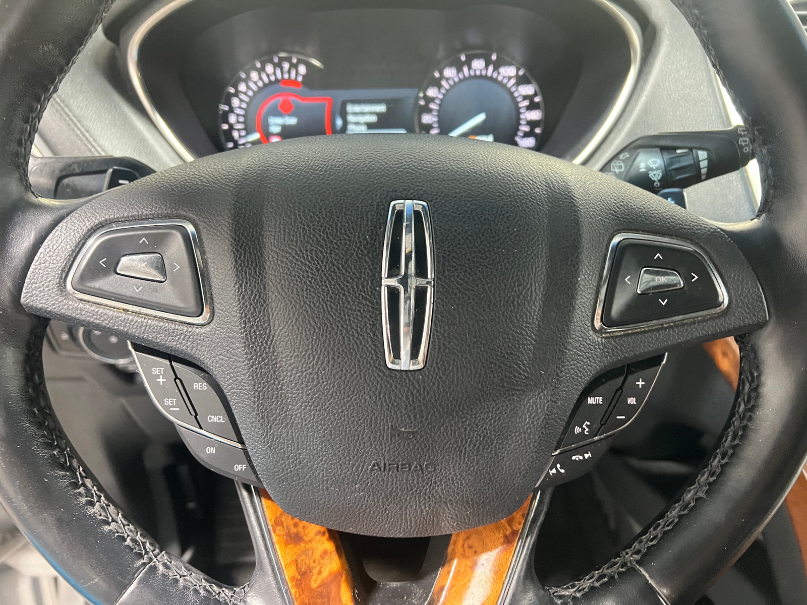 Thumbnail: 2018 Lincoln MKX - 4
