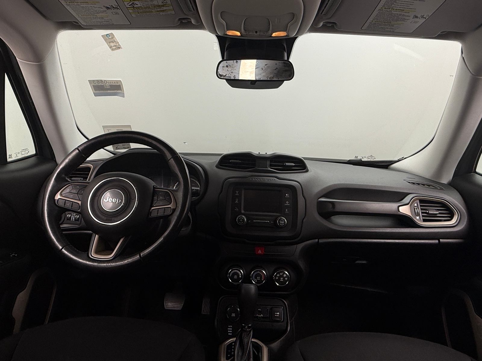 Thumbnail: 2017 Jeep Renegade - 3