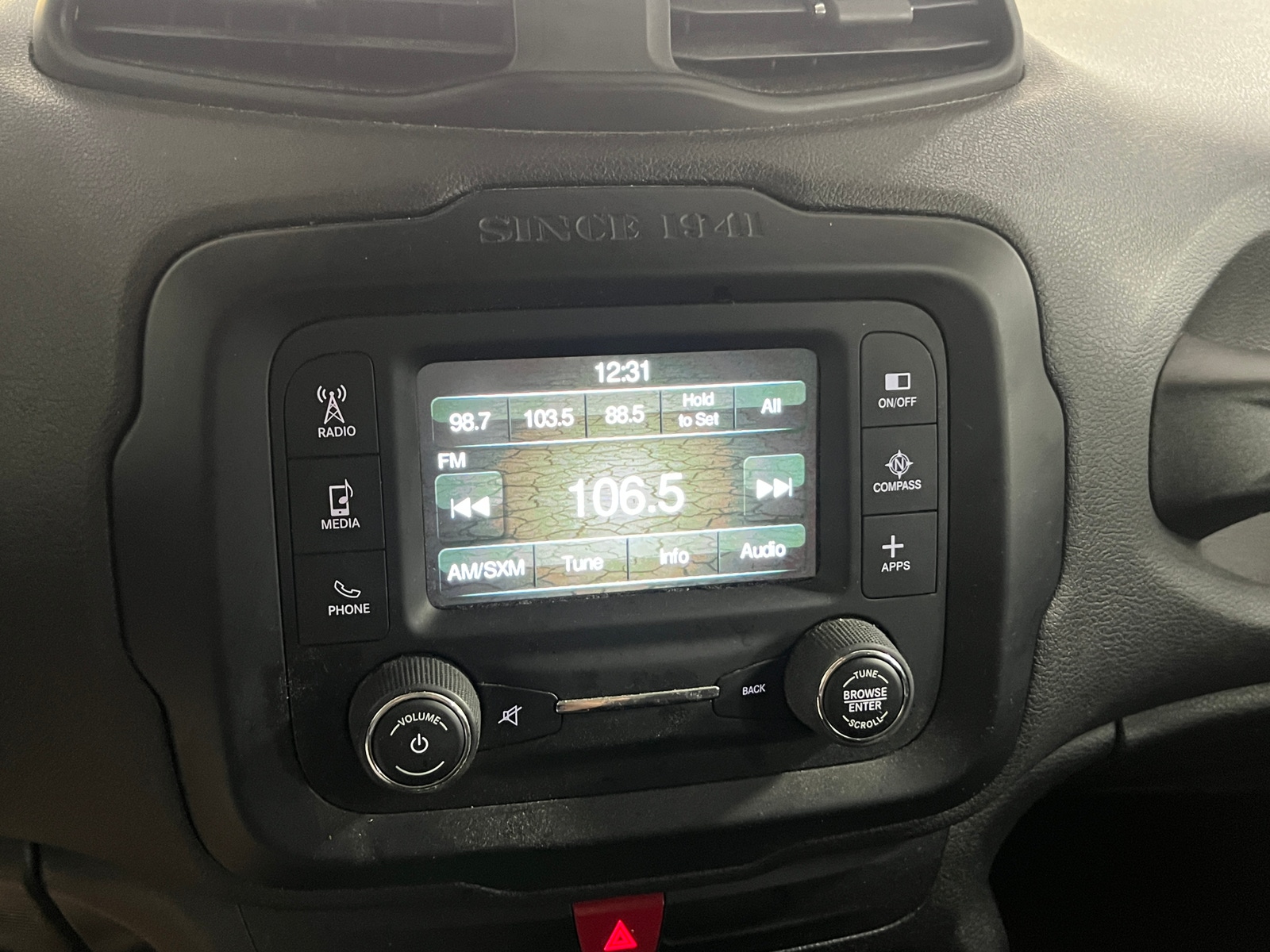 Thumbnail: 2017 Jeep Renegade - 4