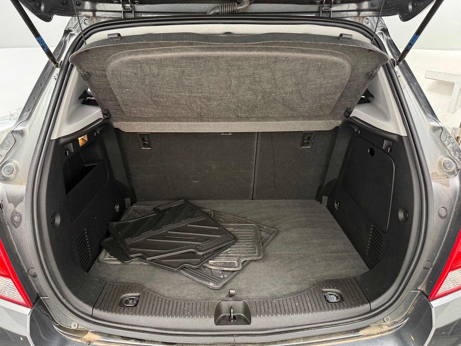Thumbnail: 2019 Chevrolet Trax - 7