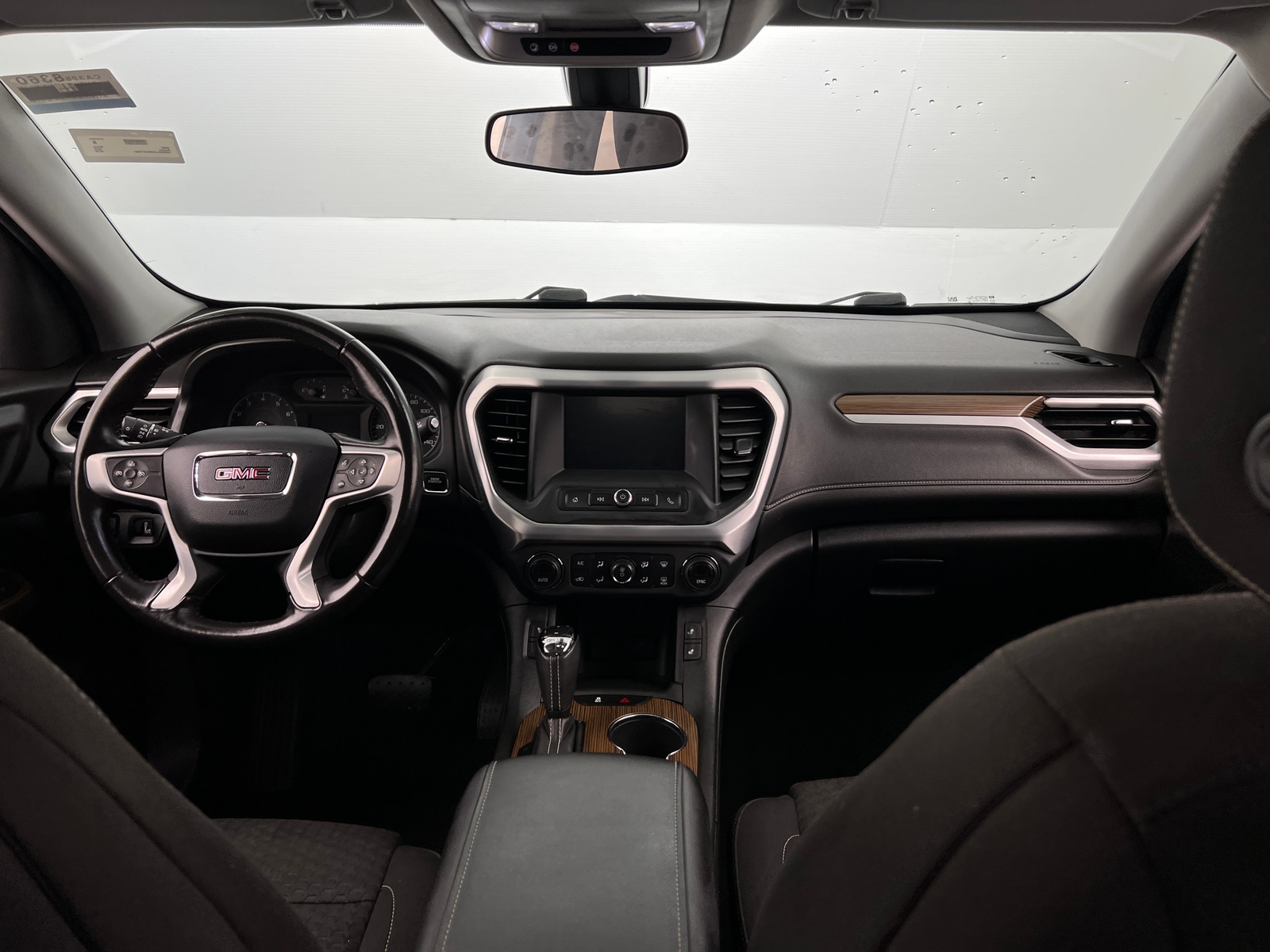 Thumbnail: 2019 GMC Acadia - 3