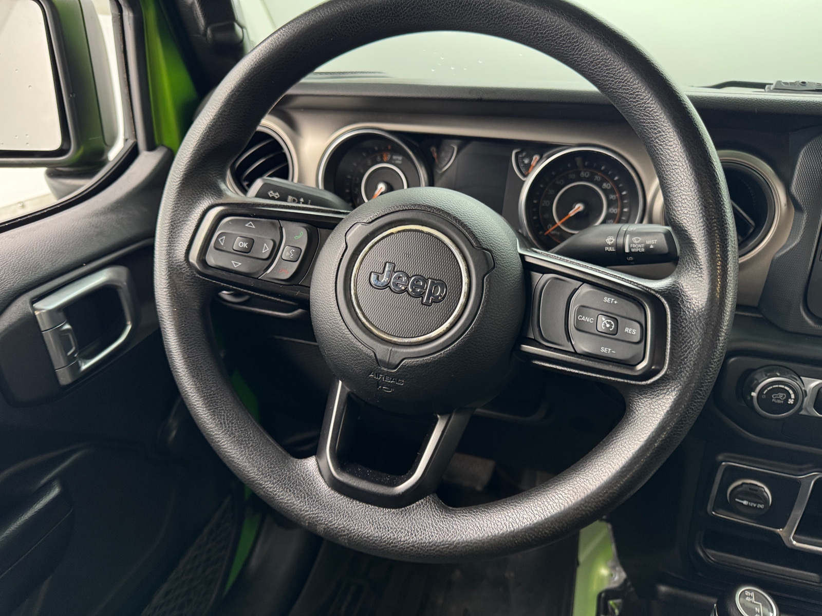 Thumbnail: 2019 Jeep Wrangler - 5