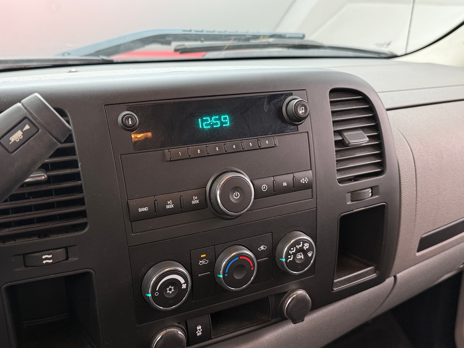 Thumbnail: 2013 Chevrolet Silverado 1500 - 4