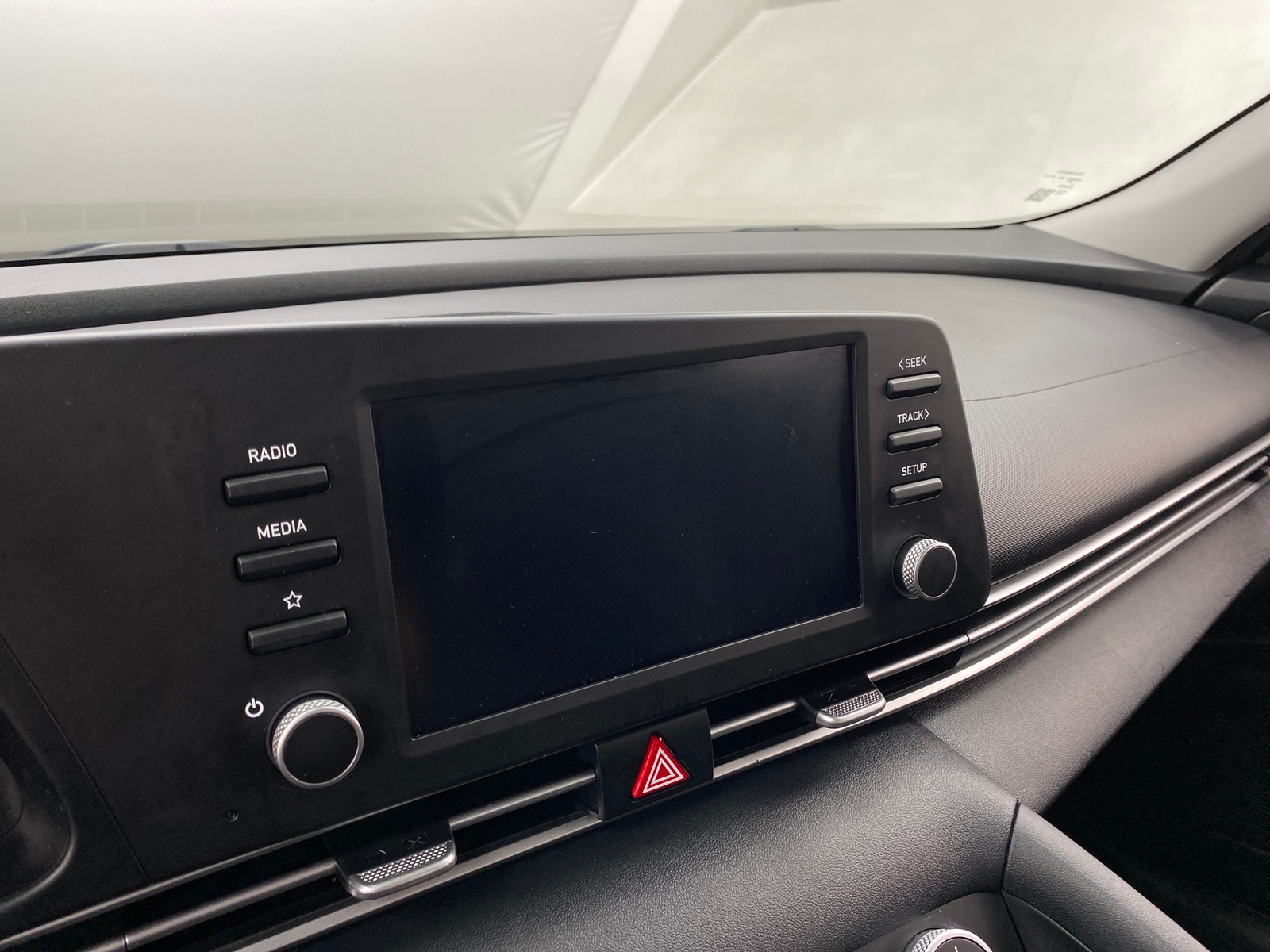 Thumbnail: 2021 Hyundai Elantra - 4