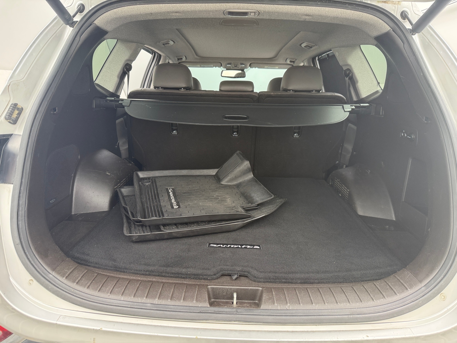 Thumbnail: 2019 Hyundai Santa Fe - 6